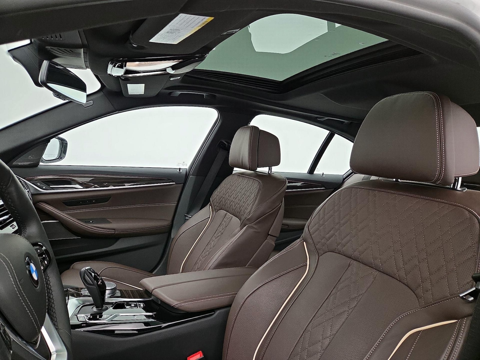 2021 BMW 5 Series 530i - Photo 21