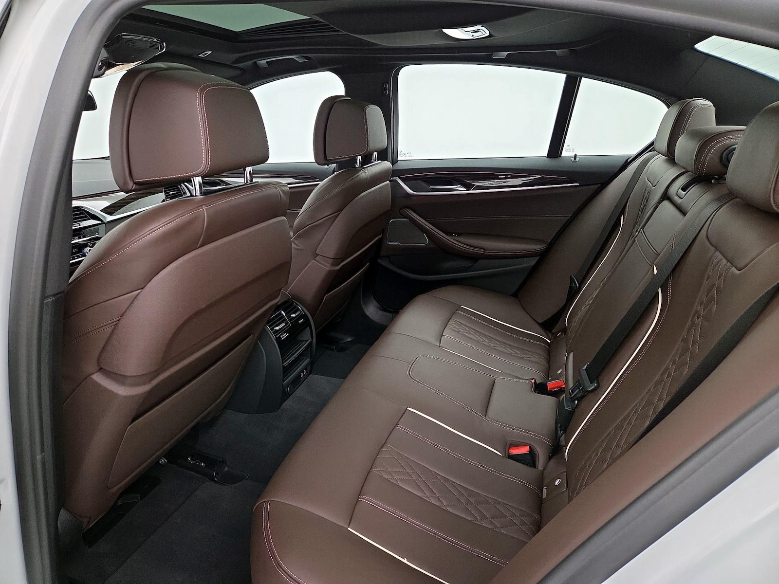 2021 BMW 5 Series 530i - Photo 22