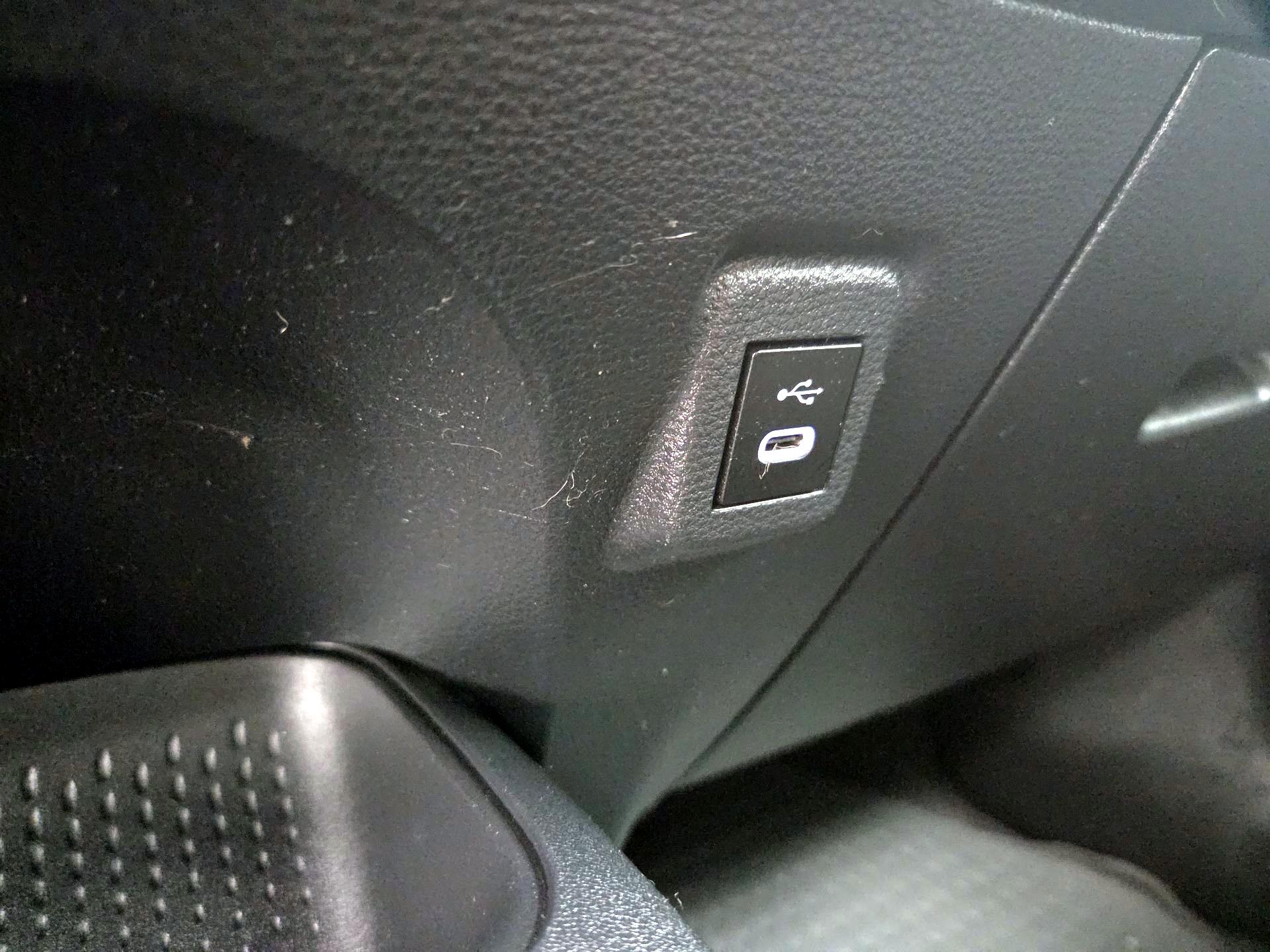 Thumbnail: 2024 Toyota Corolla - 18