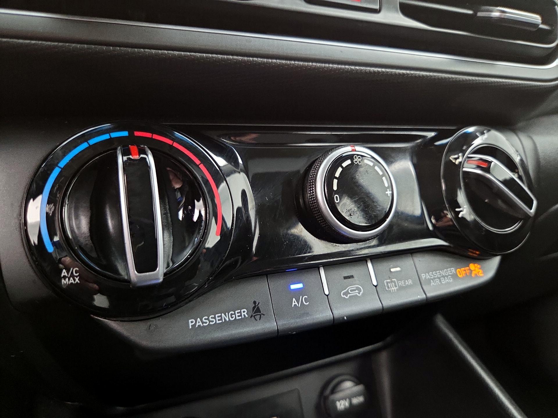 Thumbnail: 2022 Hyundai Kona - 16