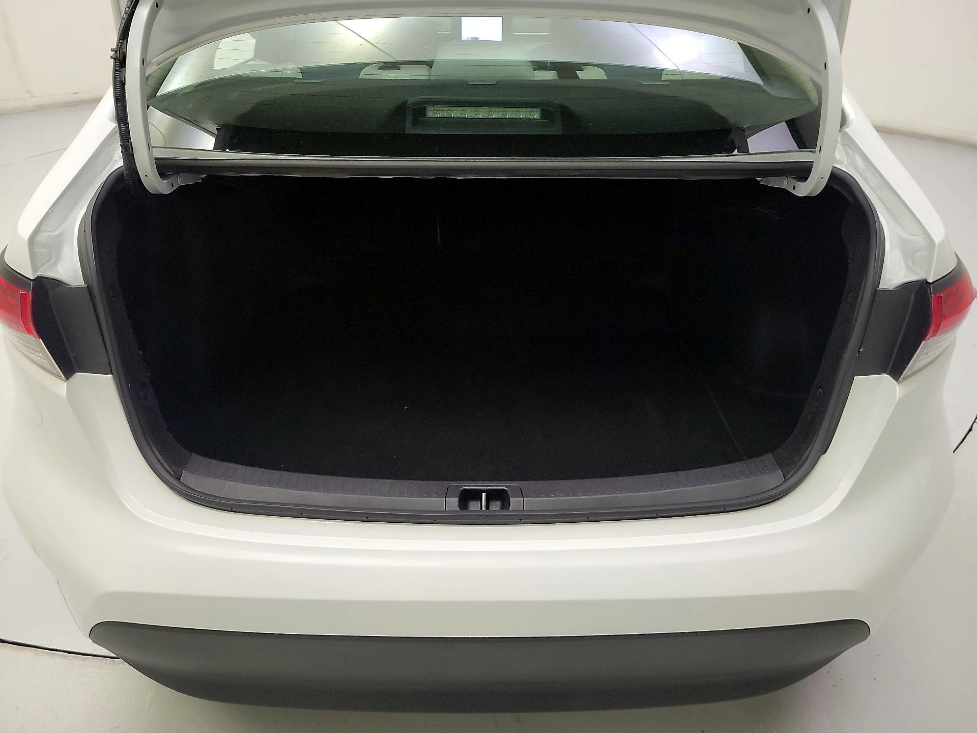 Thumbnail: 2023 Toyota Corolla - 18