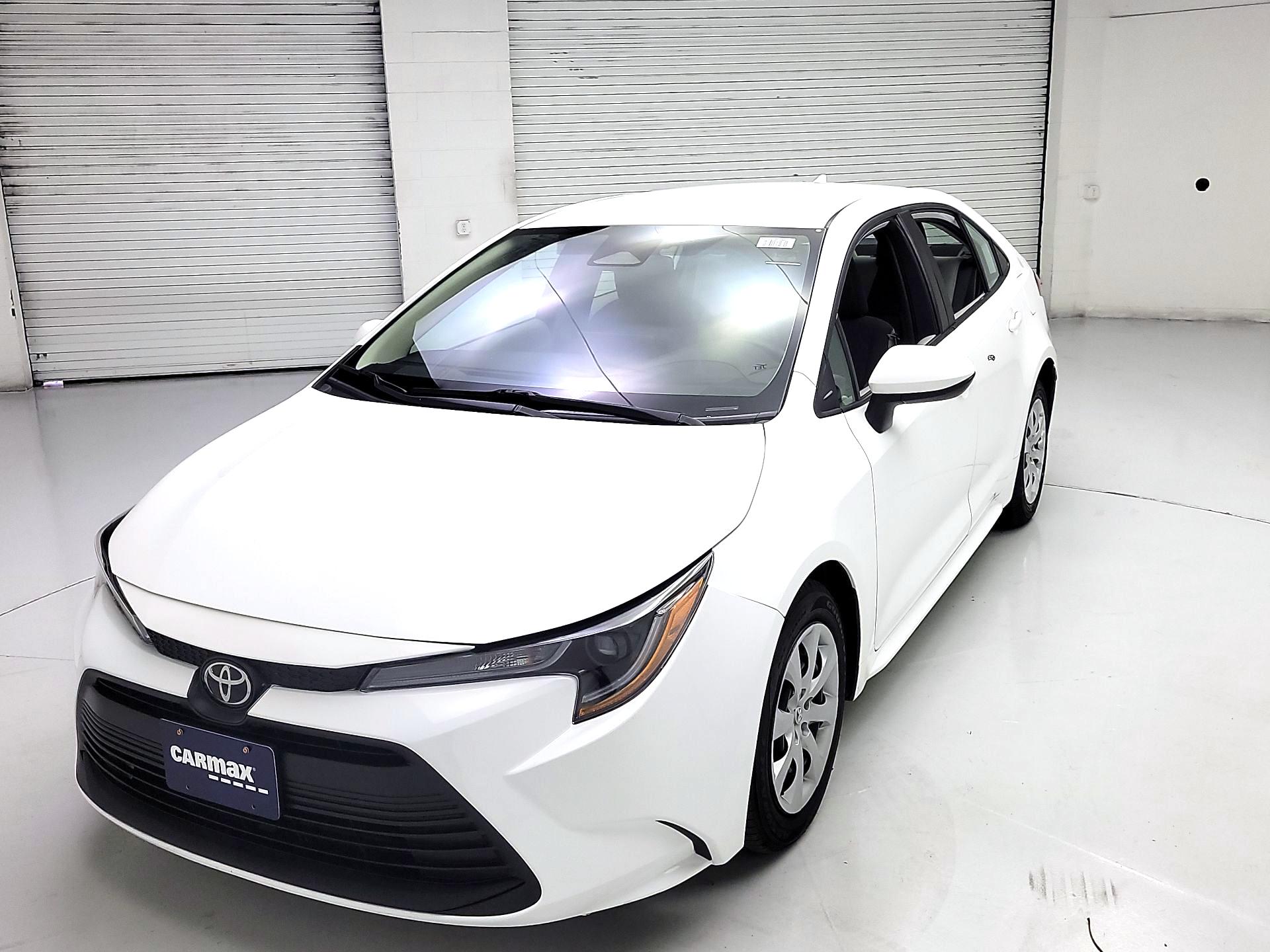 Thumbnail: 2023 Toyota Corolla - 3