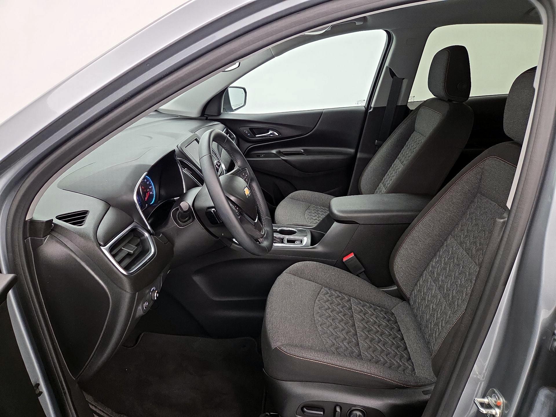 Thumbnail: 2023 Chevrolet Equinox - 11