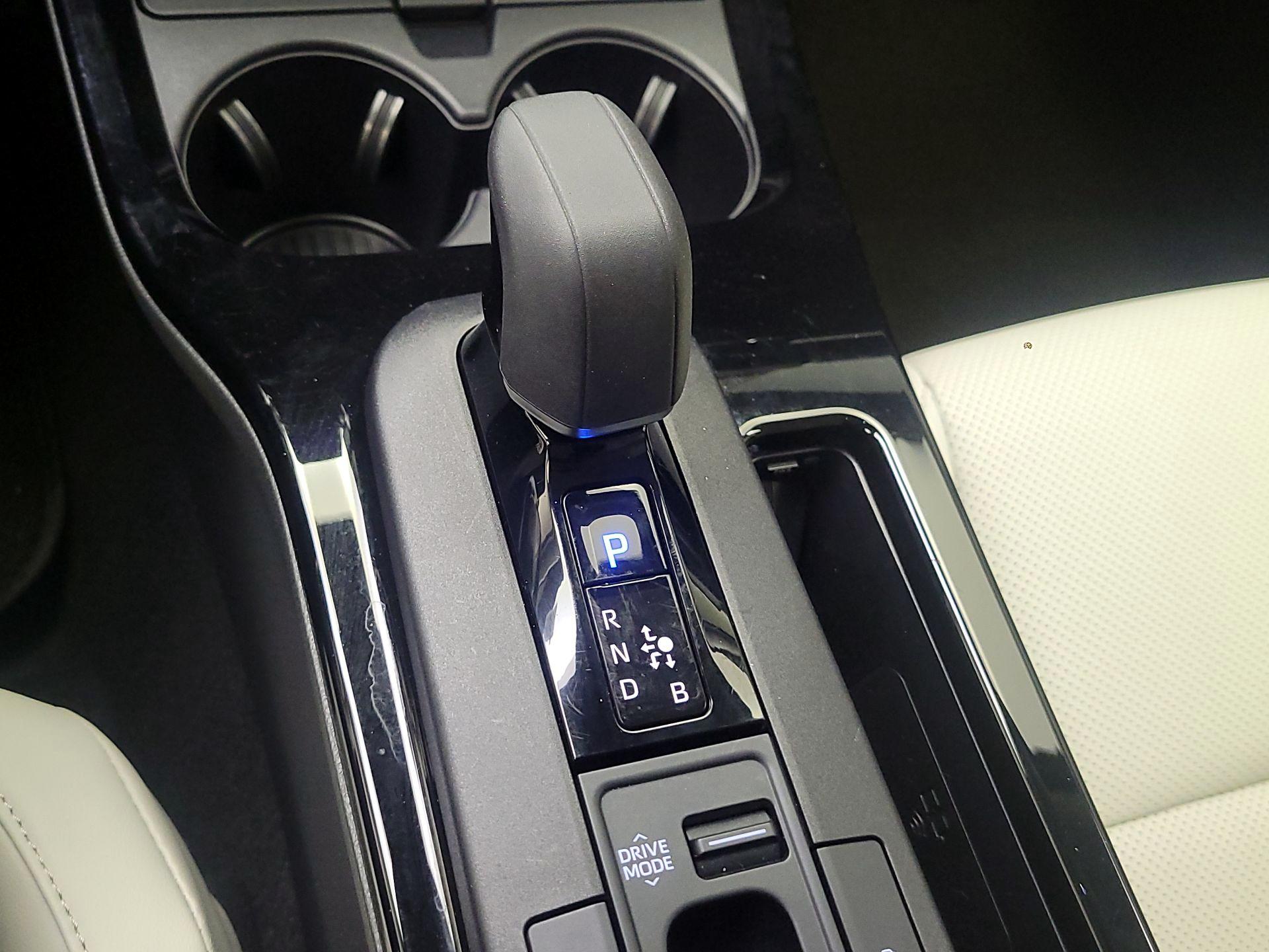 Thumbnail: 2025 Toyota Prius - 15