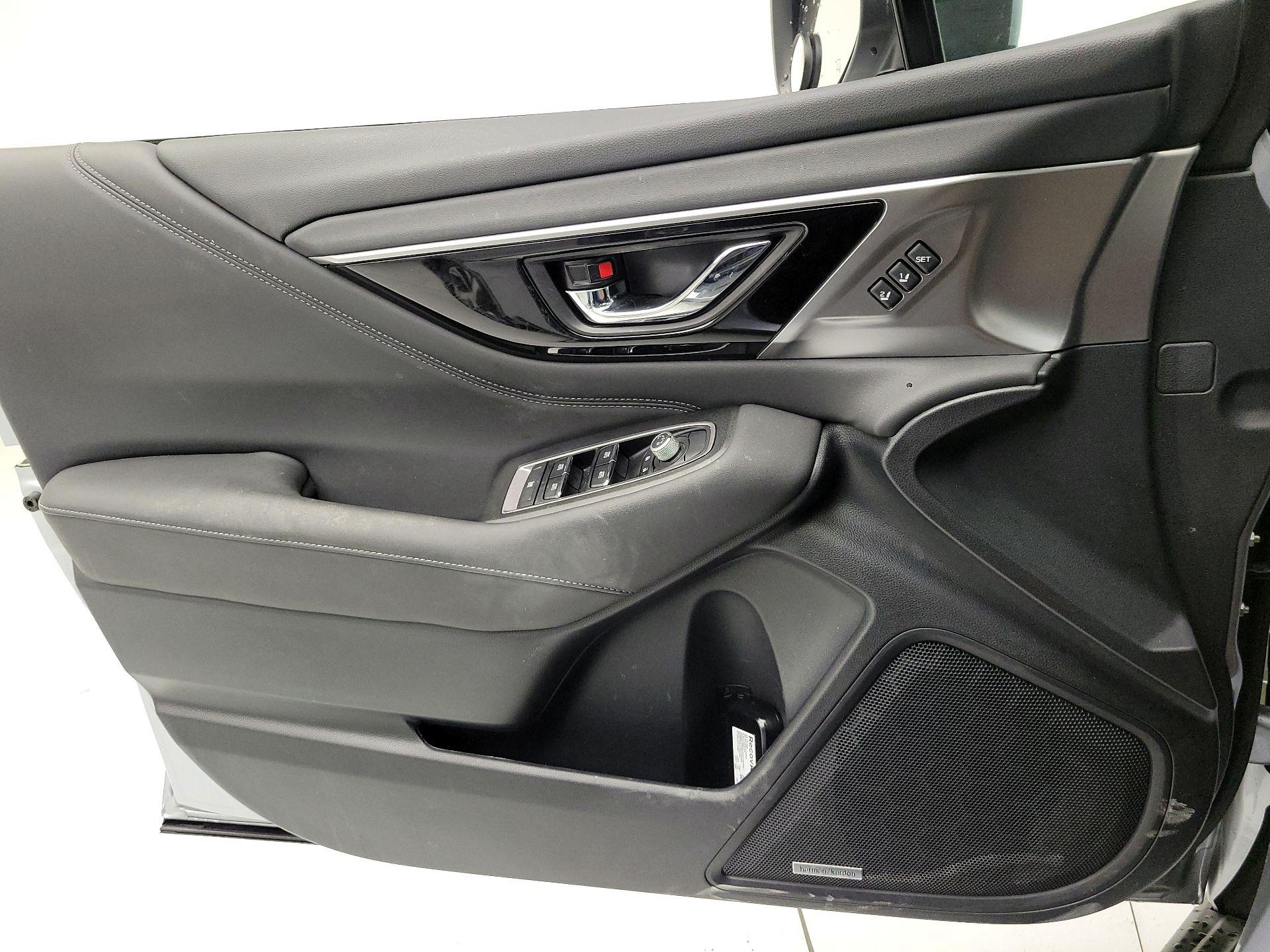 Thumbnail: 2022 Subaru Outback - 10