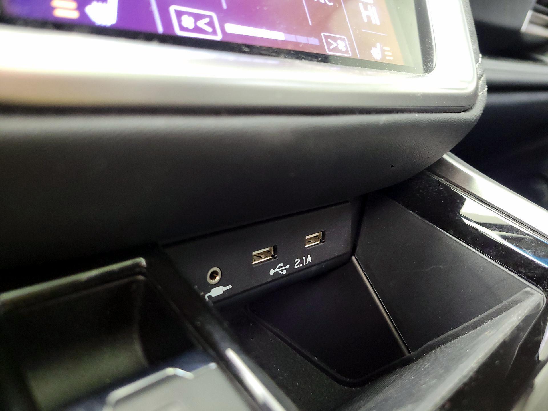 Thumbnail: 2022 Subaru Outback - 16