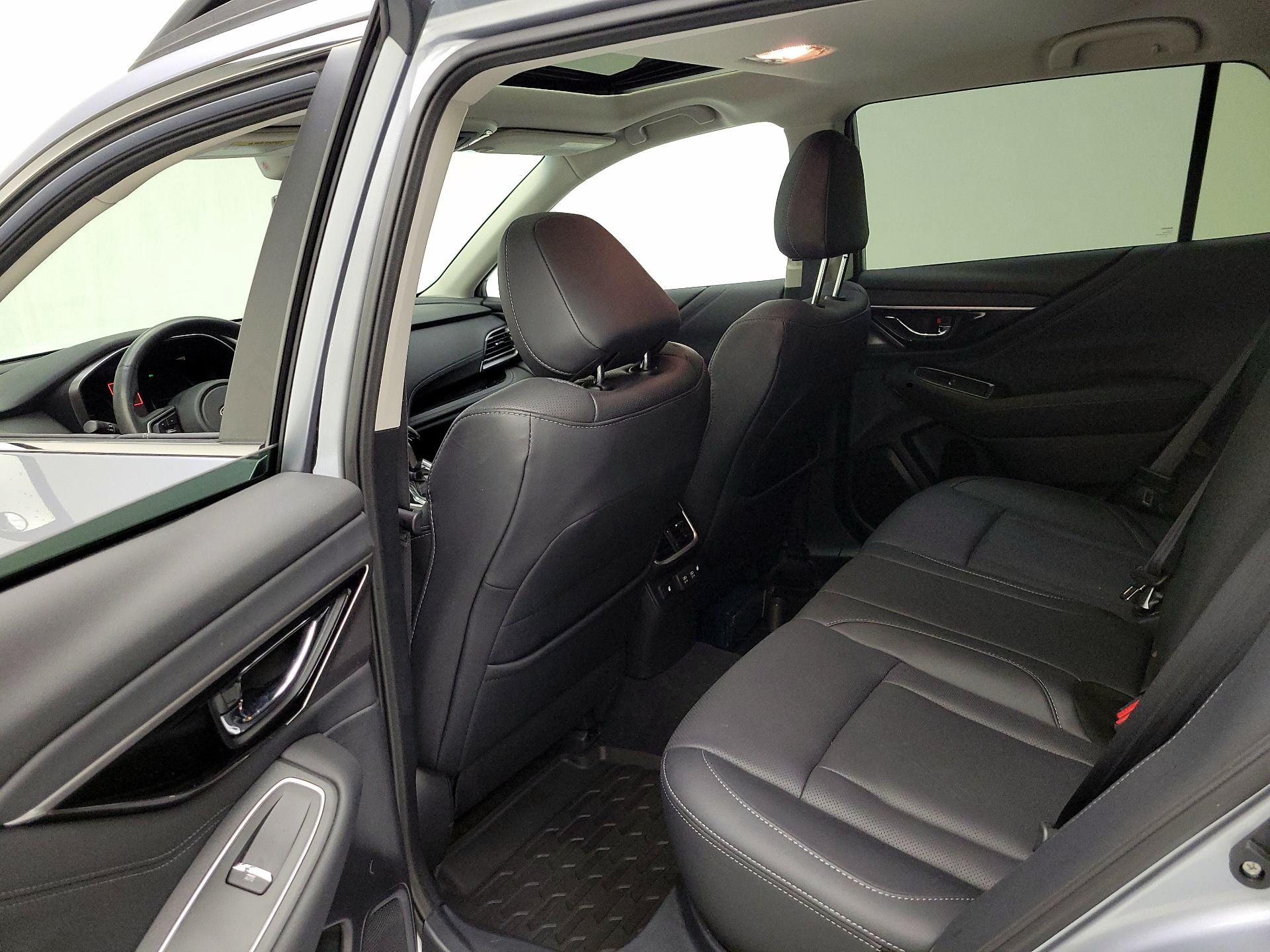 Thumbnail: 2022 Subaru Outback - 17