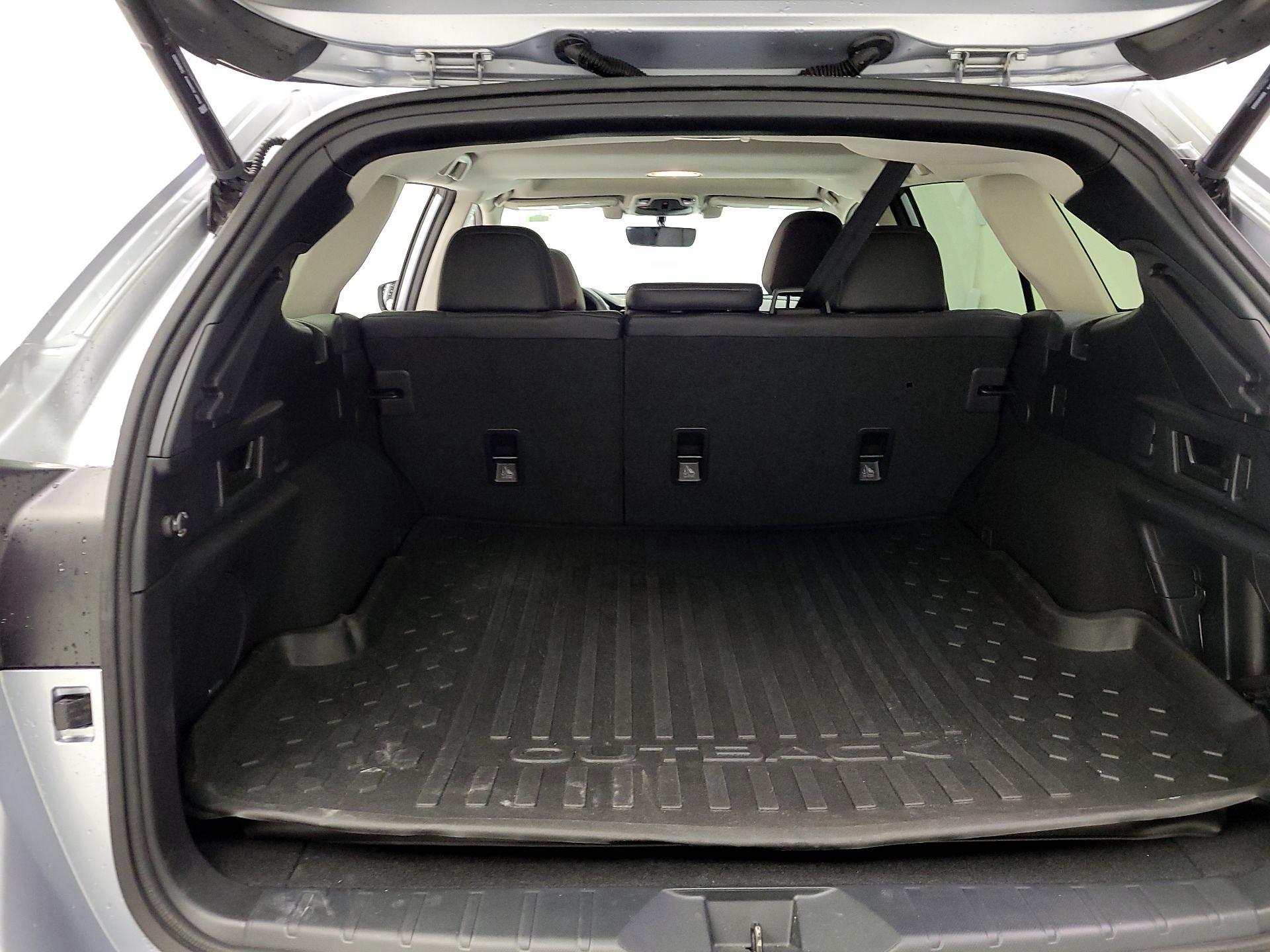 Thumbnail: 2022 Subaru Outback - 18