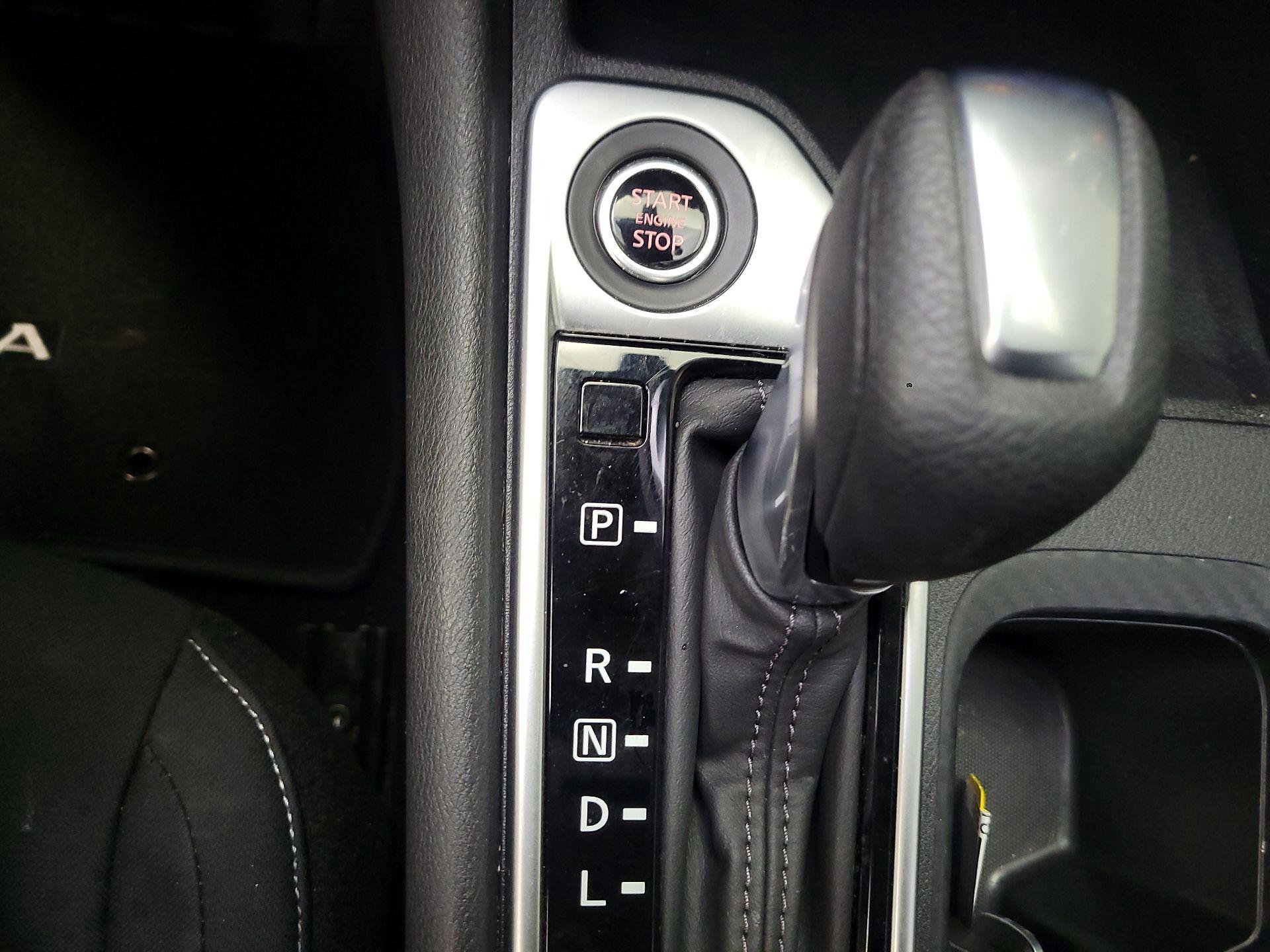 Thumbnail: 2025 Nissan Sentra - 15