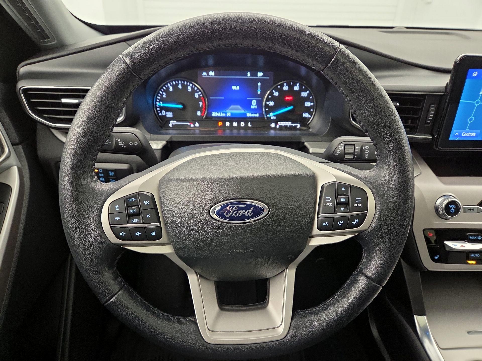 Thumbnail: 2023 Ford Explorer - 10