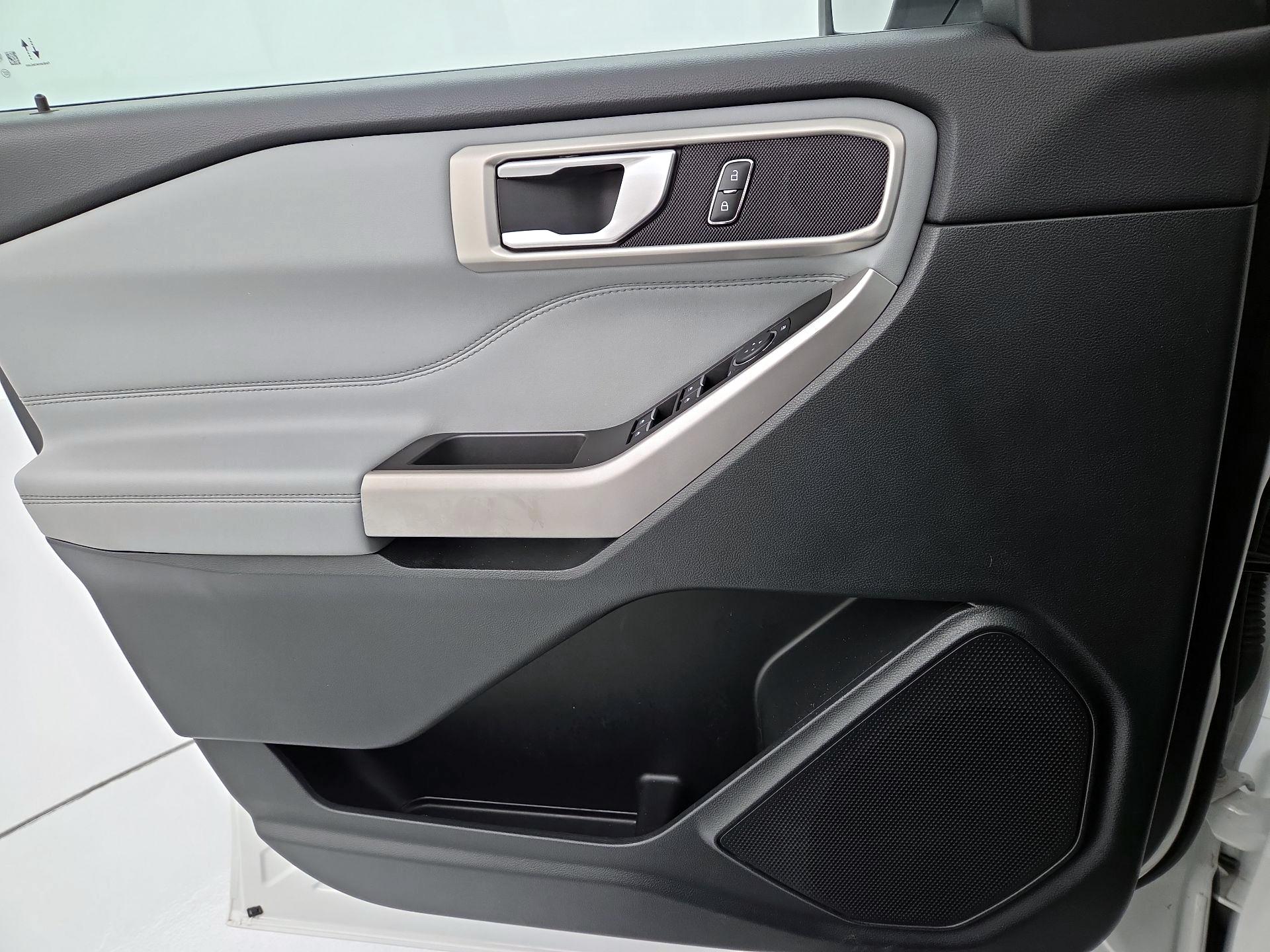 Thumbnail: 2023 Ford Explorer - 12