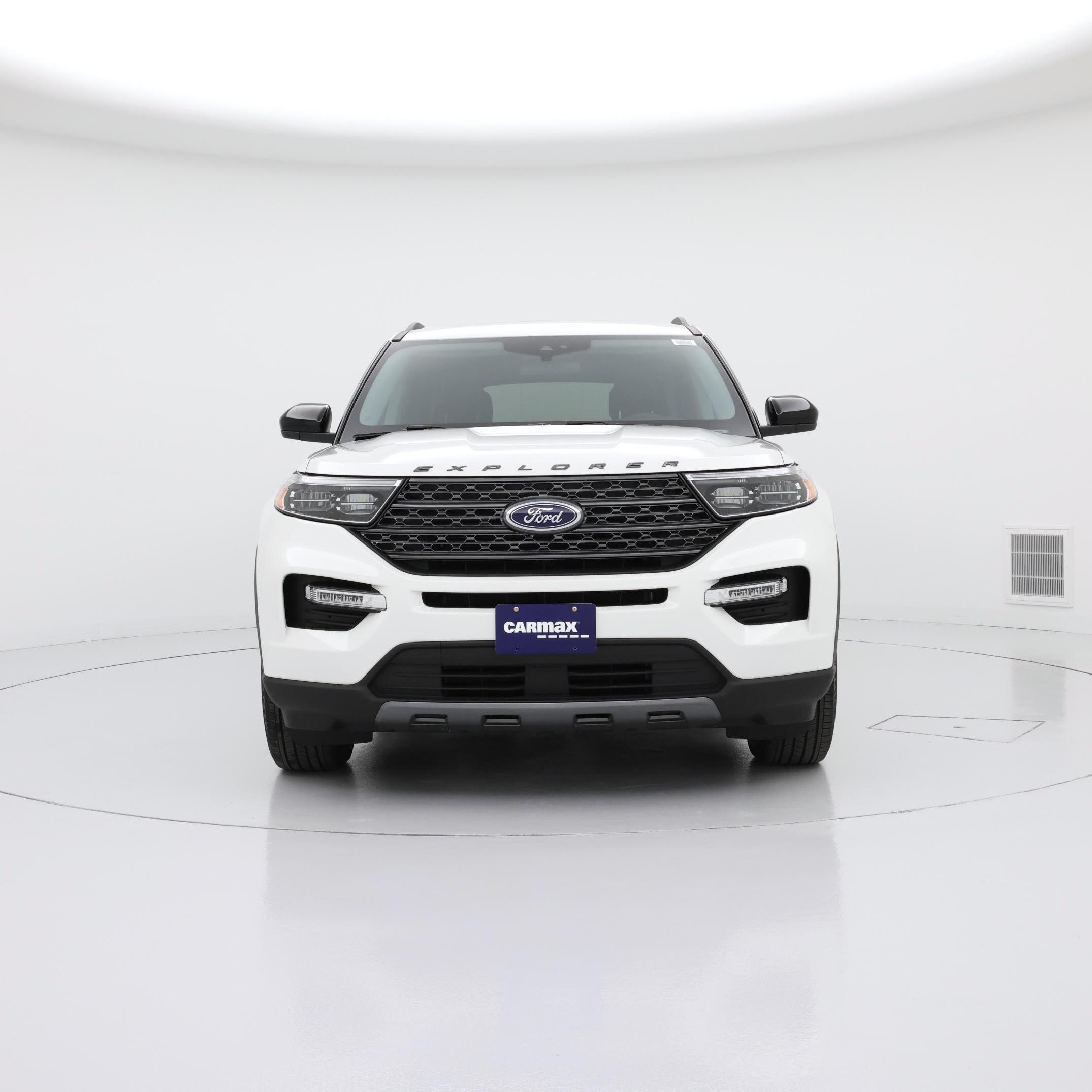 Thumbnail: 2023 Ford Explorer - 5