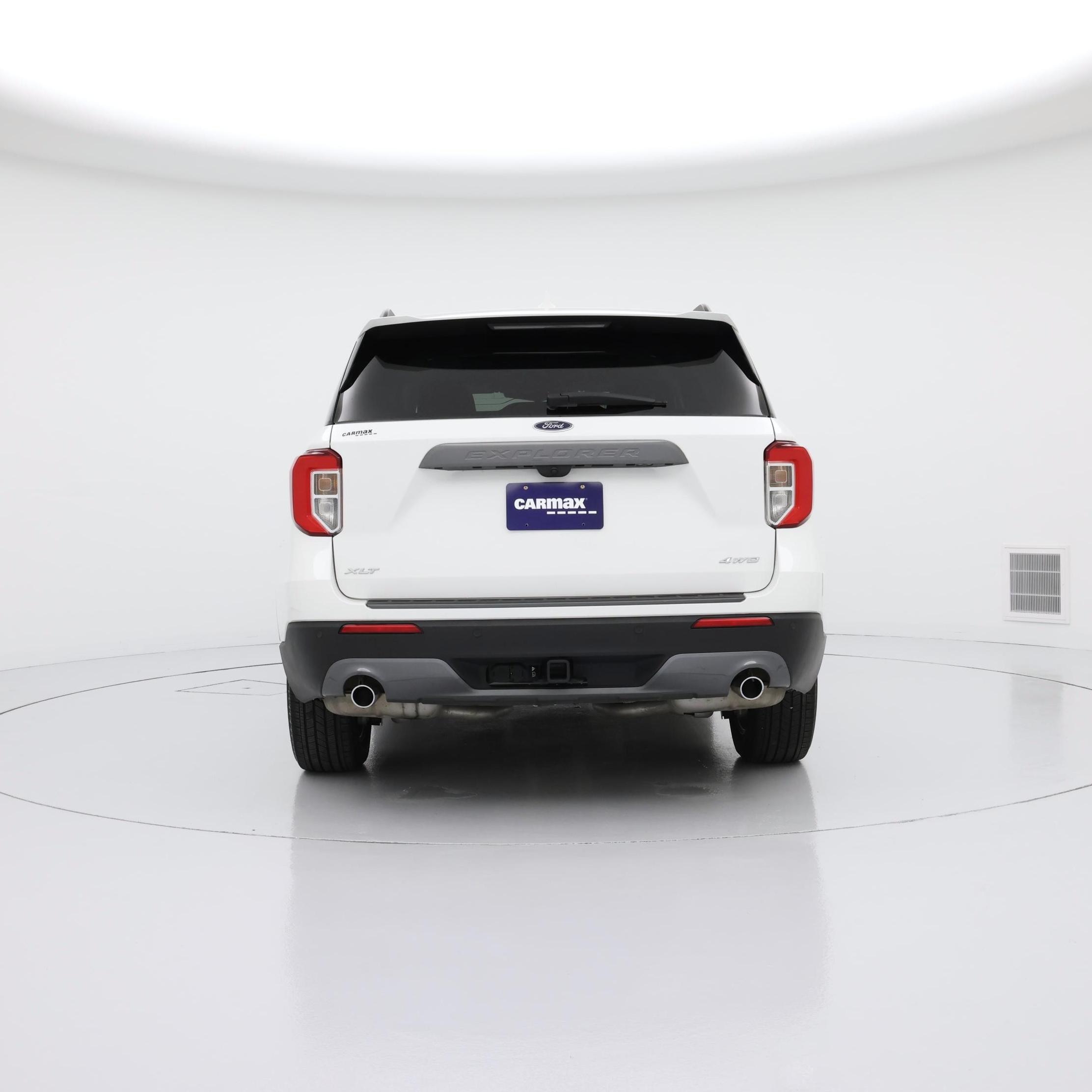 Thumbnail: 2023 Ford Explorer - 6