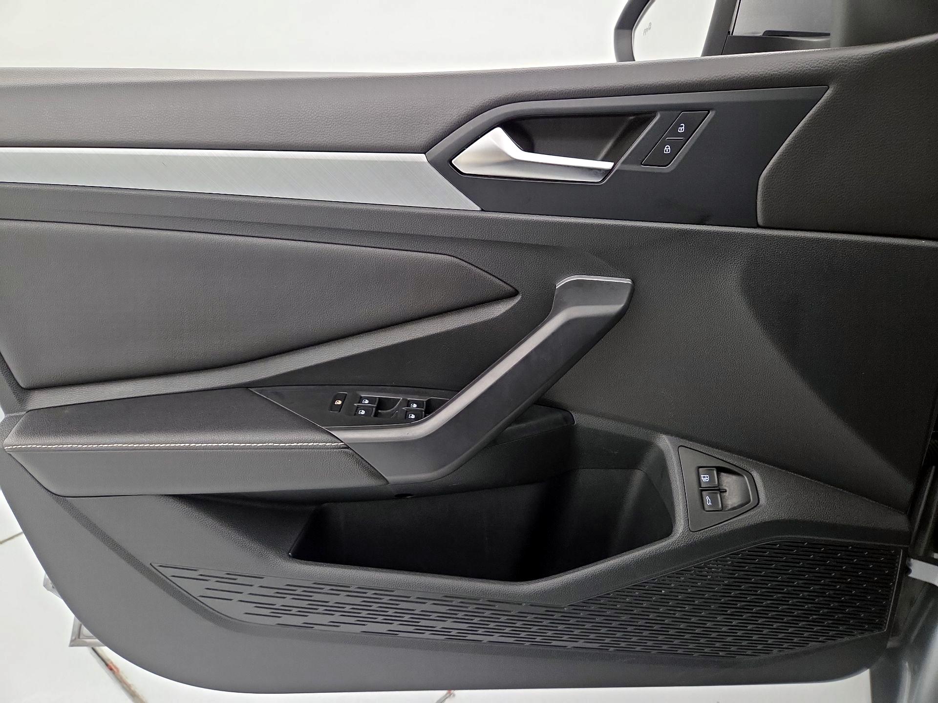 Thumbnail: 2024 Volkswagen Jetta - 12