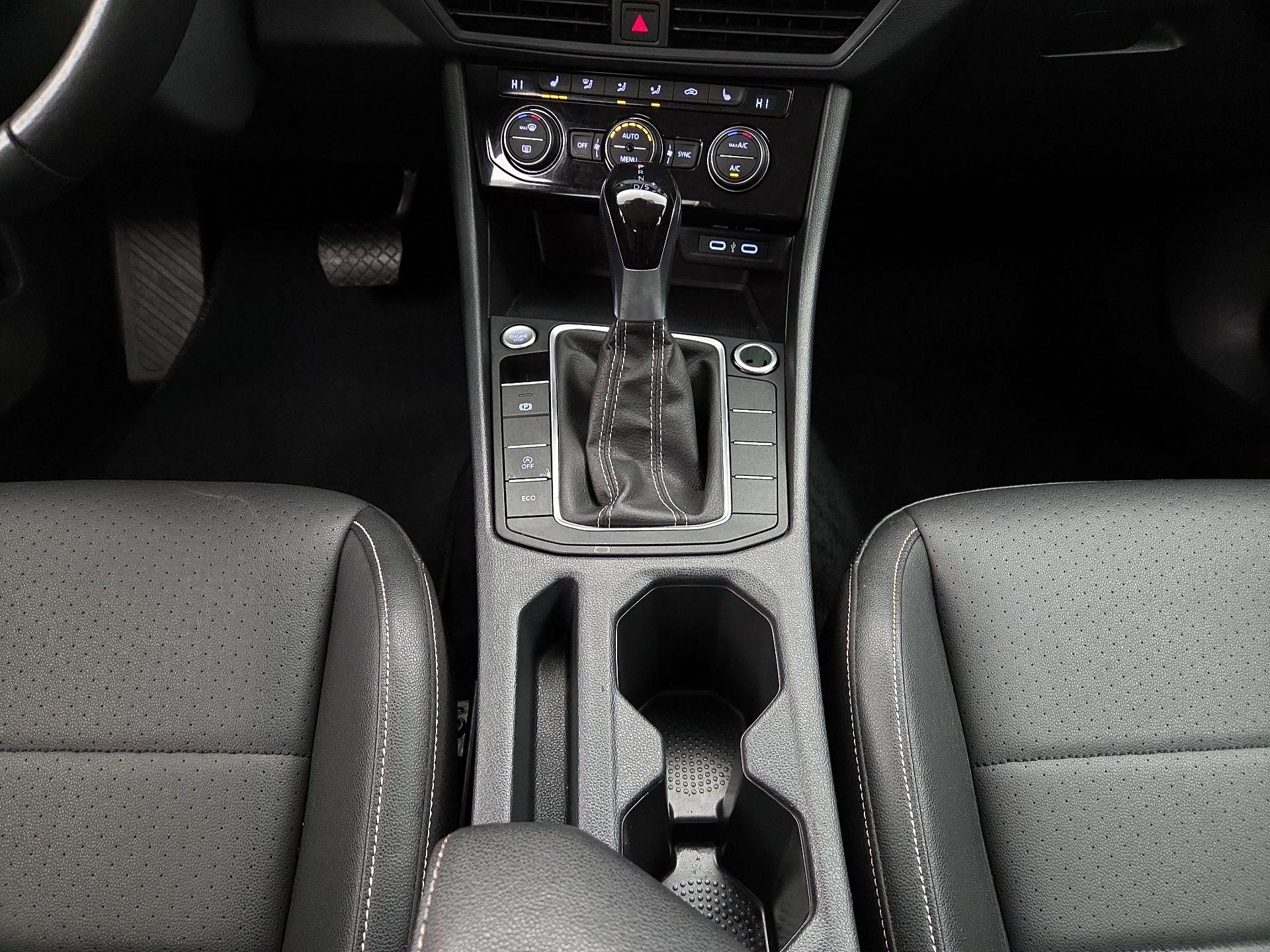 Thumbnail: 2024 Volkswagen Jetta - 17