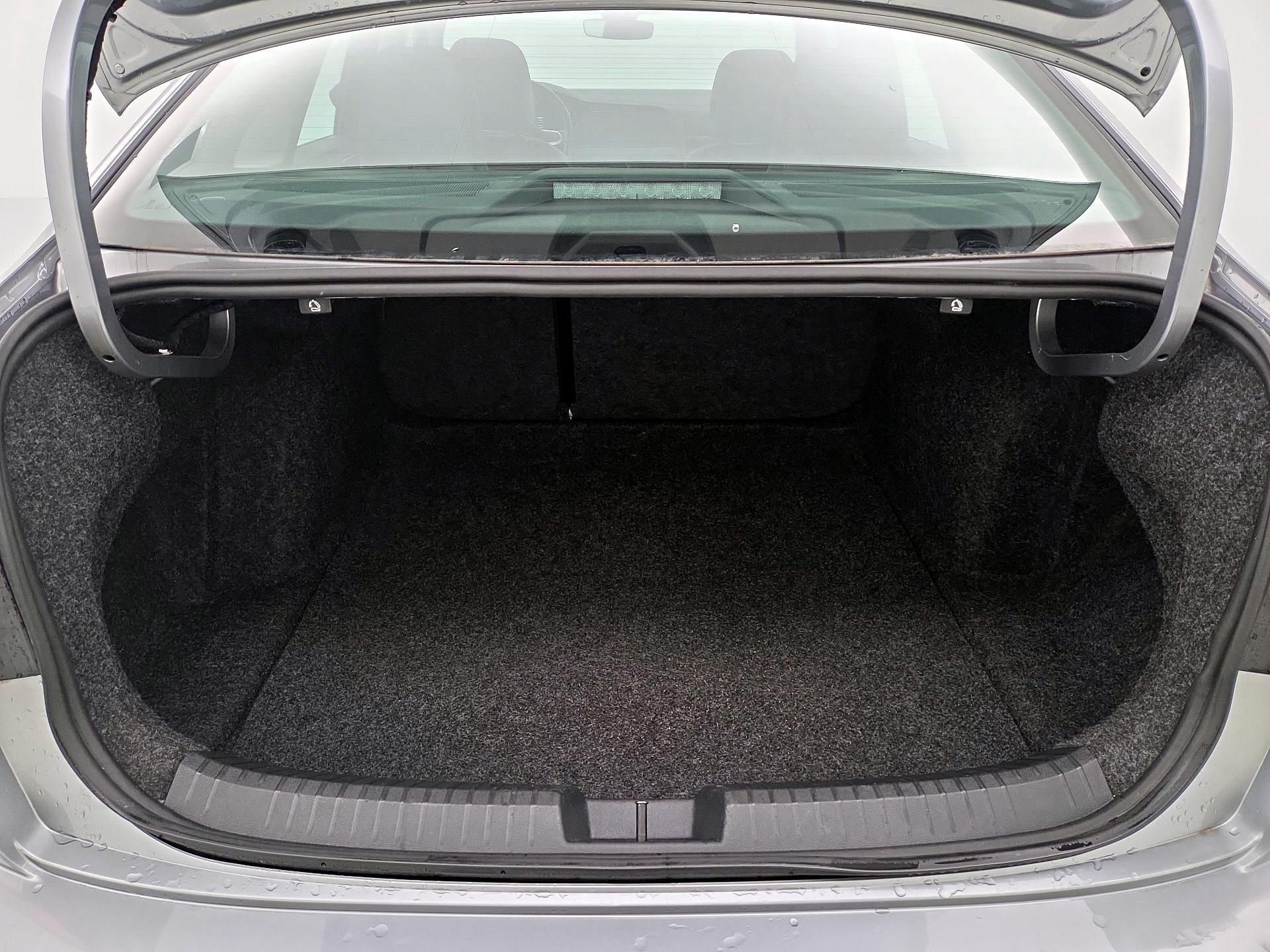 Thumbnail: 2024 Volkswagen Jetta - 20