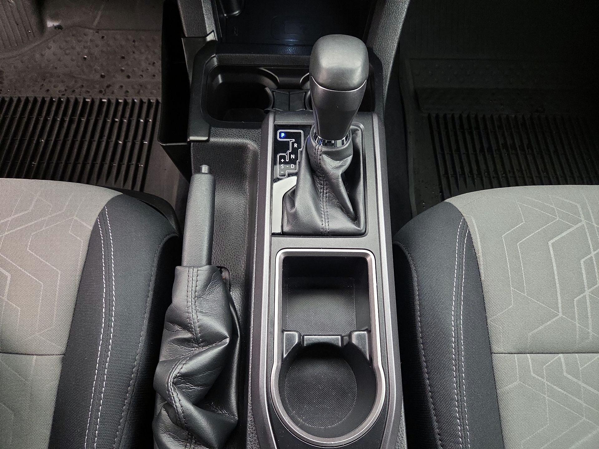 Thumbnail: 2023 Toyota Tacoma - 17