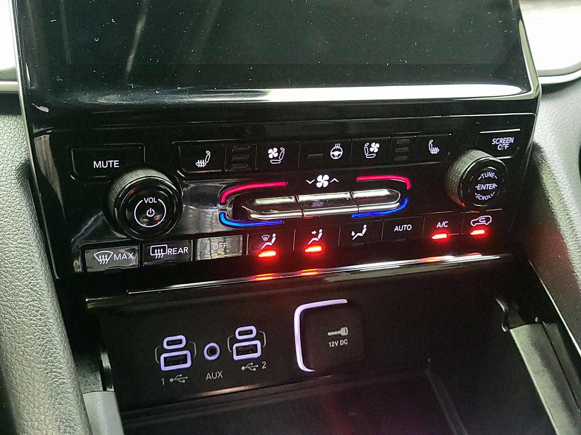 Thumbnail: 2023 Jeep Grand Cherokee - 15