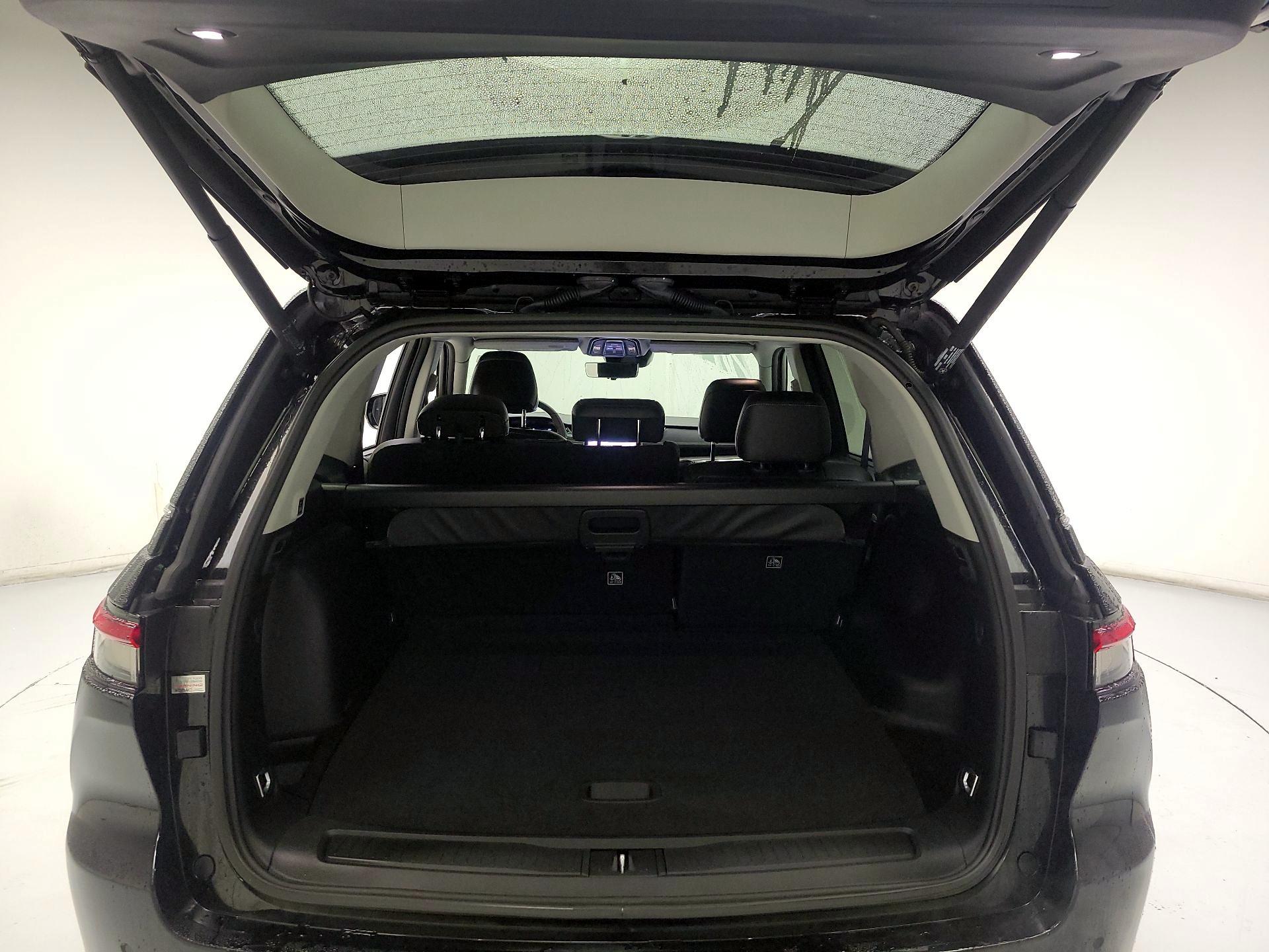 Thumbnail: 2023 Jeep Grand Cherokee - 19