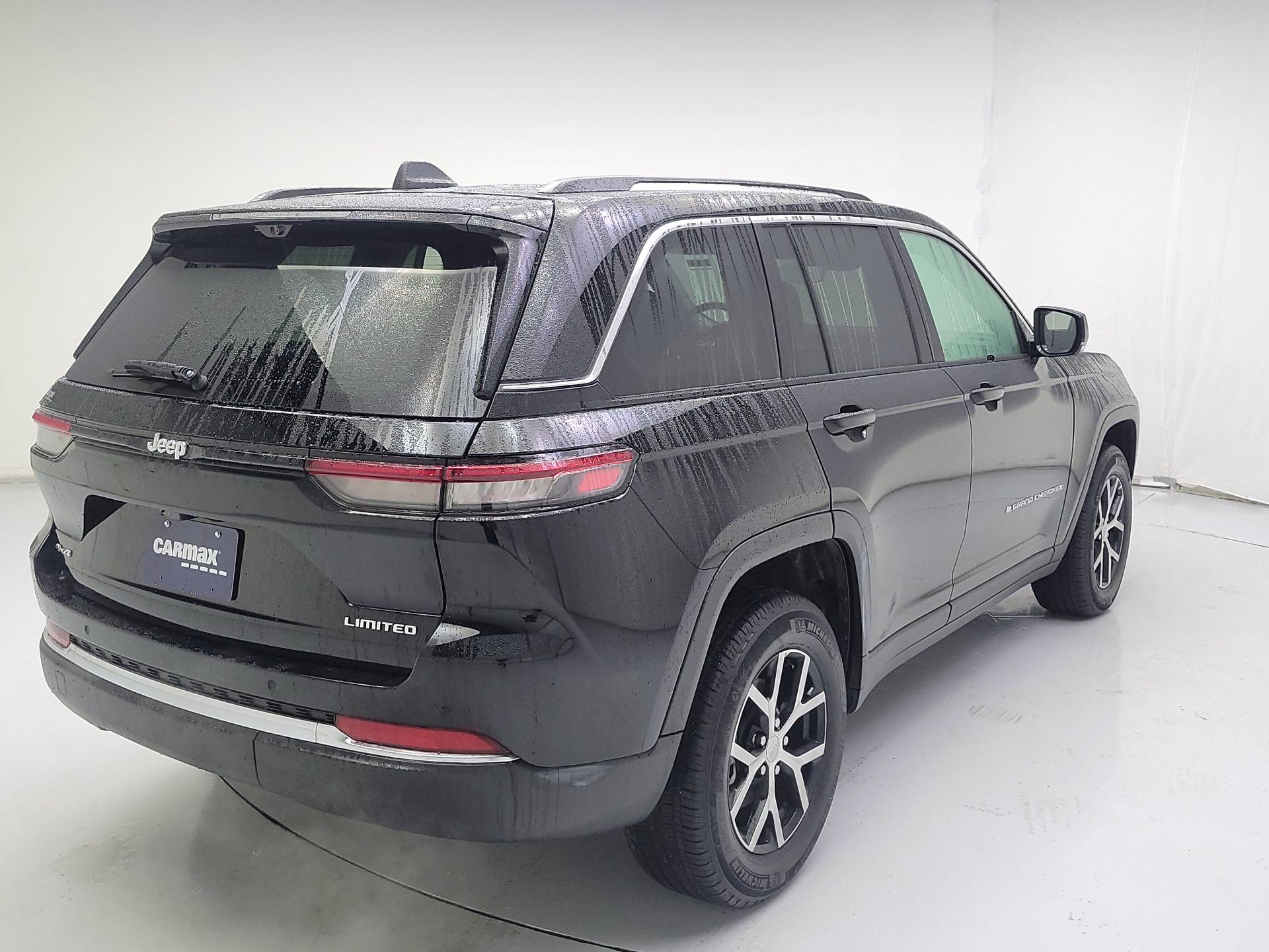 Thumbnail: 2023 Jeep Grand Cherokee - 5