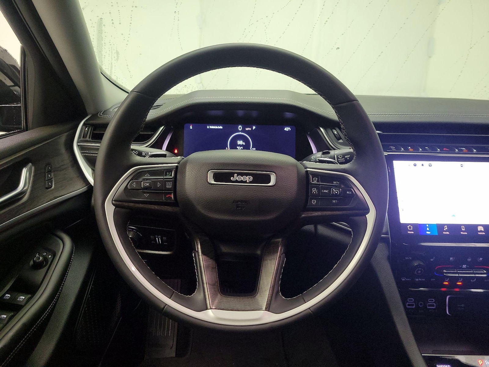 2023 Jeep Grand Cherokee Limited - Photo 9