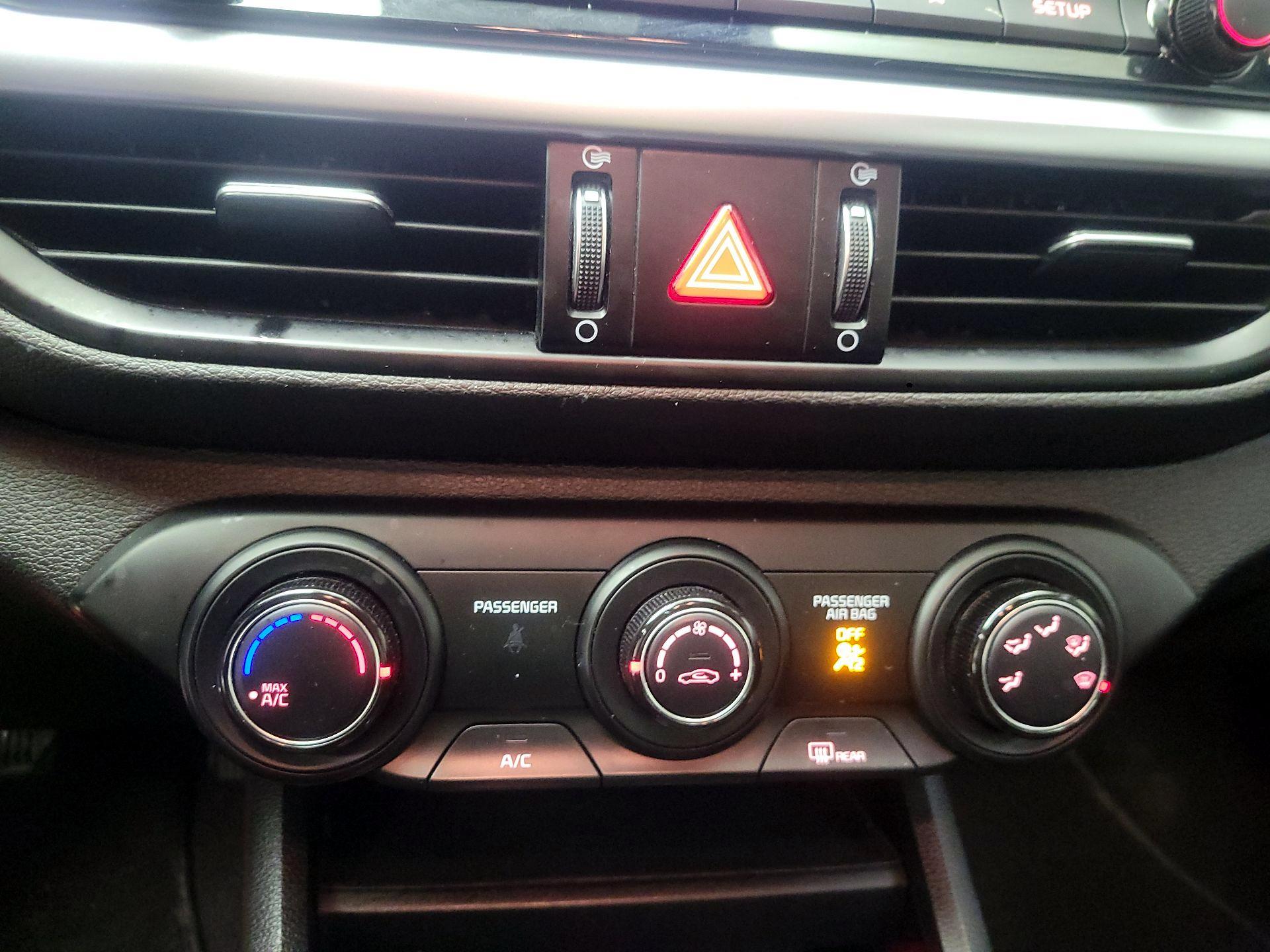 Thumbnail: 2024 Kia Forte - 14