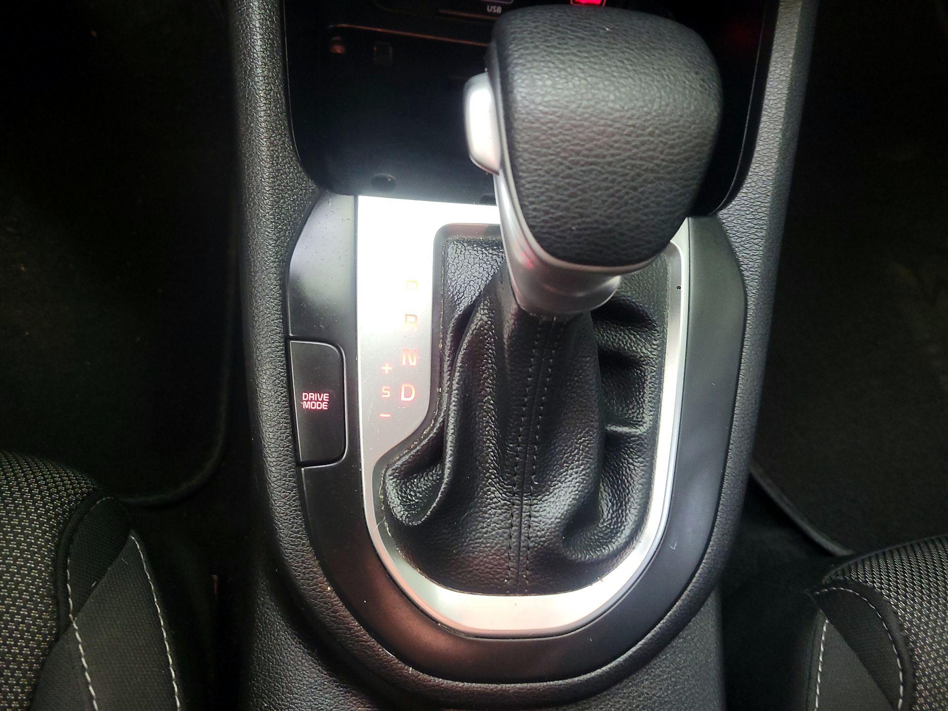 Thumbnail: 2024 Kia Forte - 15