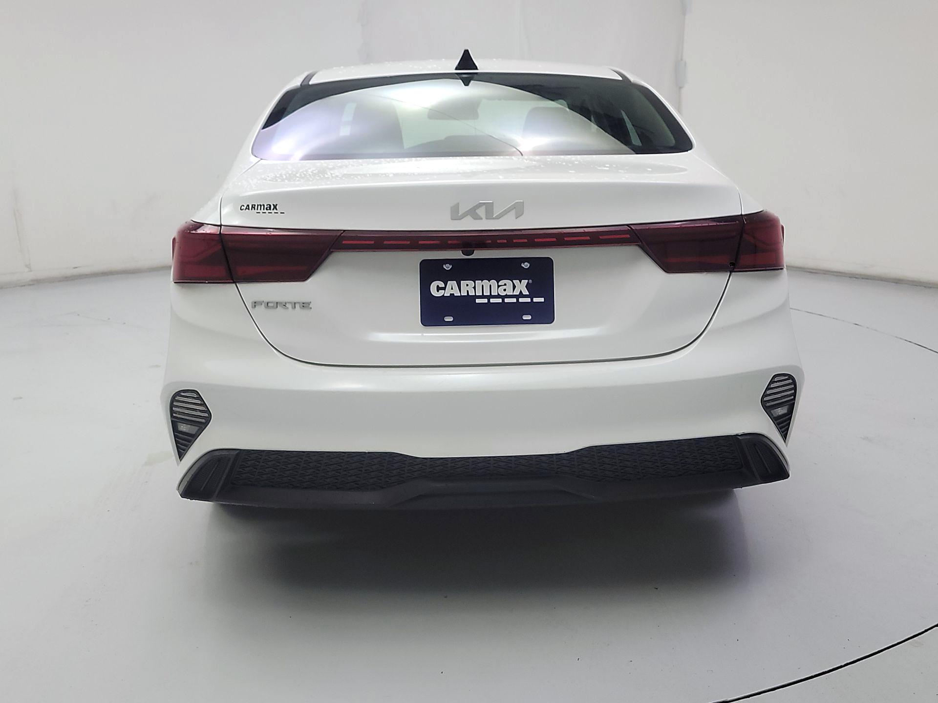 Thumbnail: 2024 Kia Forte - 6