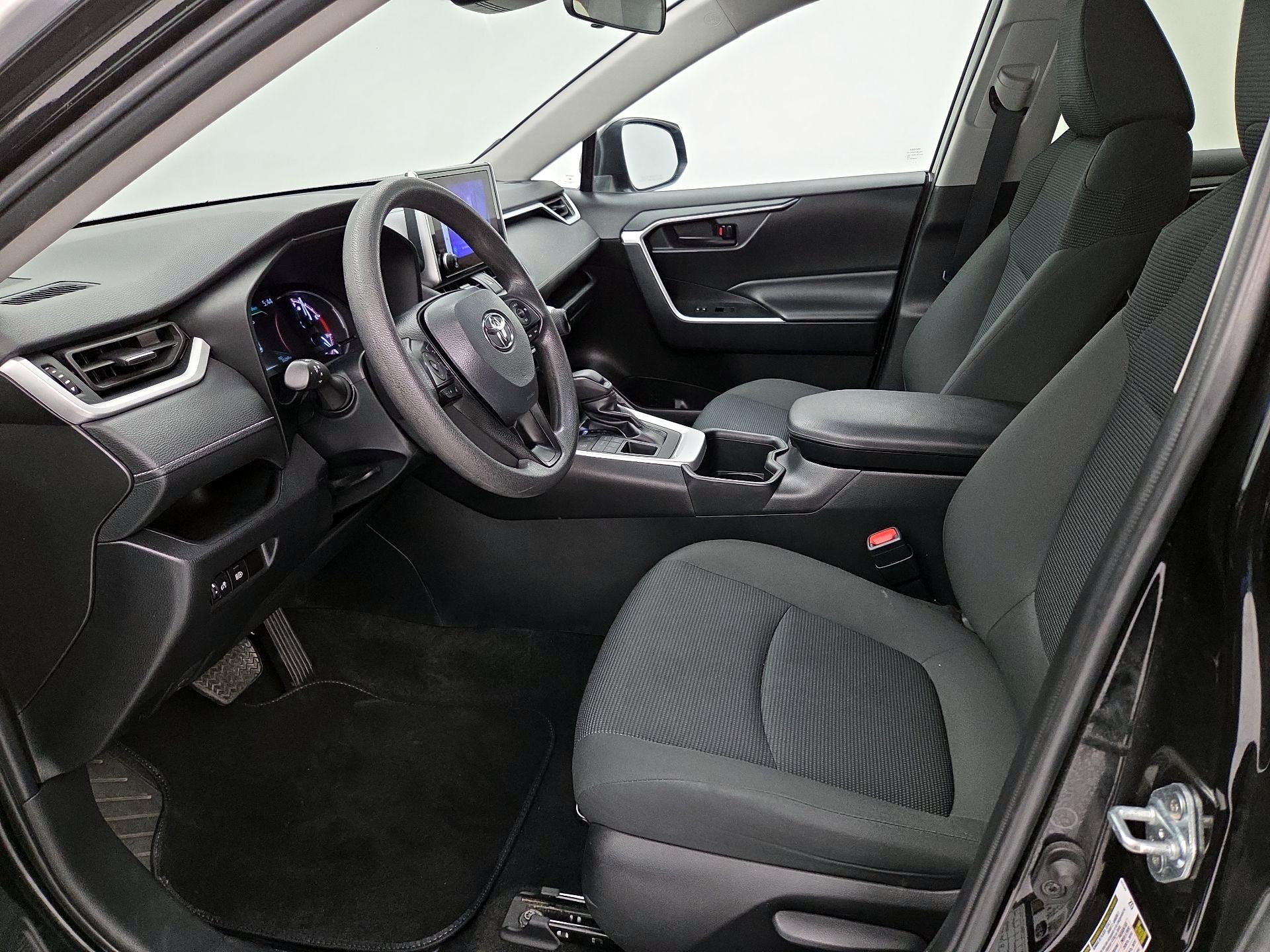 Thumbnail: 2024 Toyota RAV4 - 11