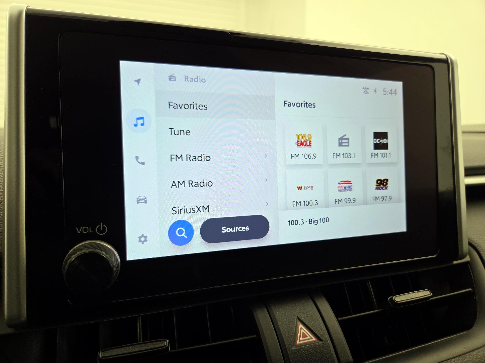 Thumbnail: 2024 Toyota RAV4 - 15