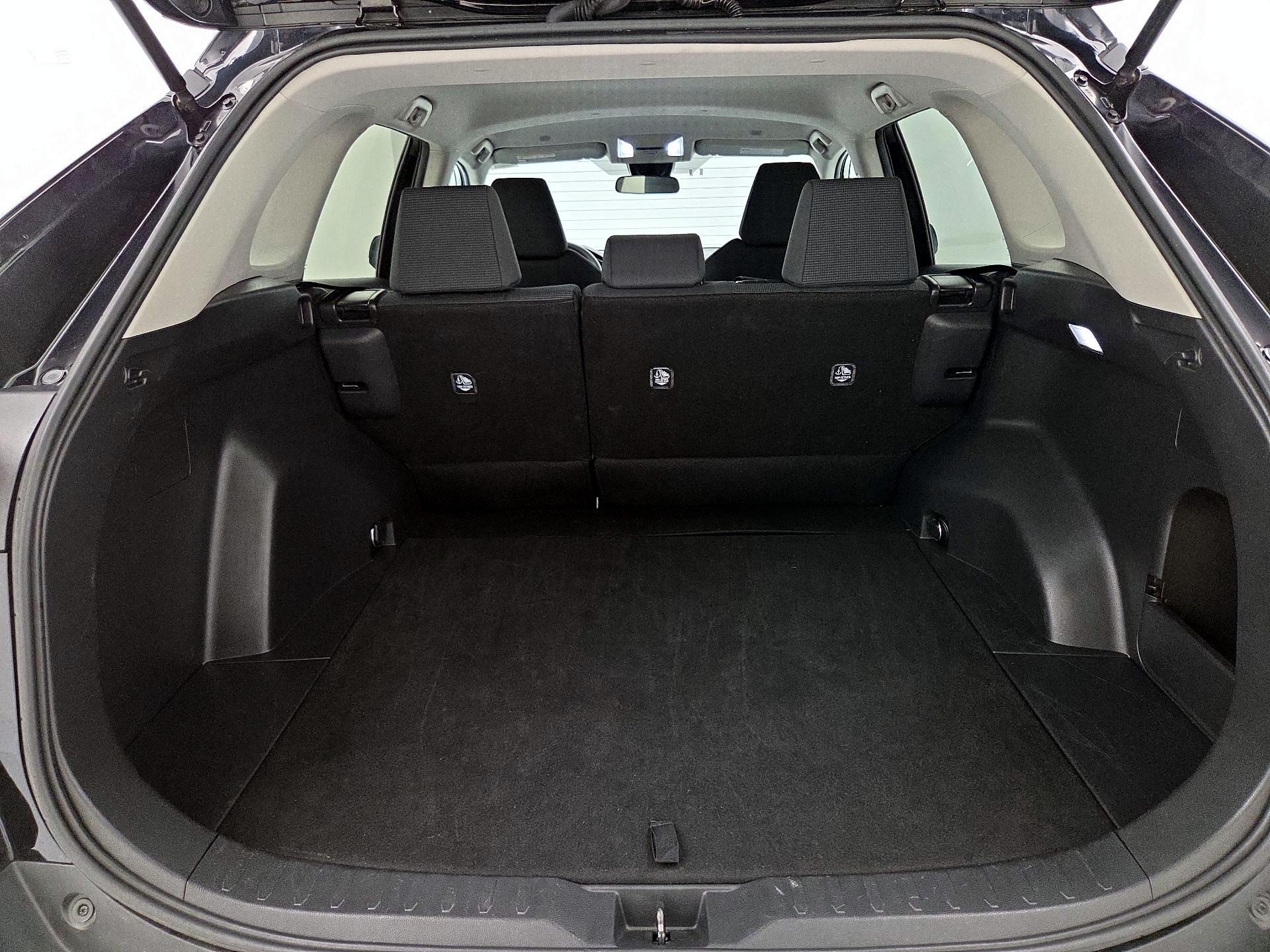 Thumbnail: 2024 Toyota RAV4 - 20