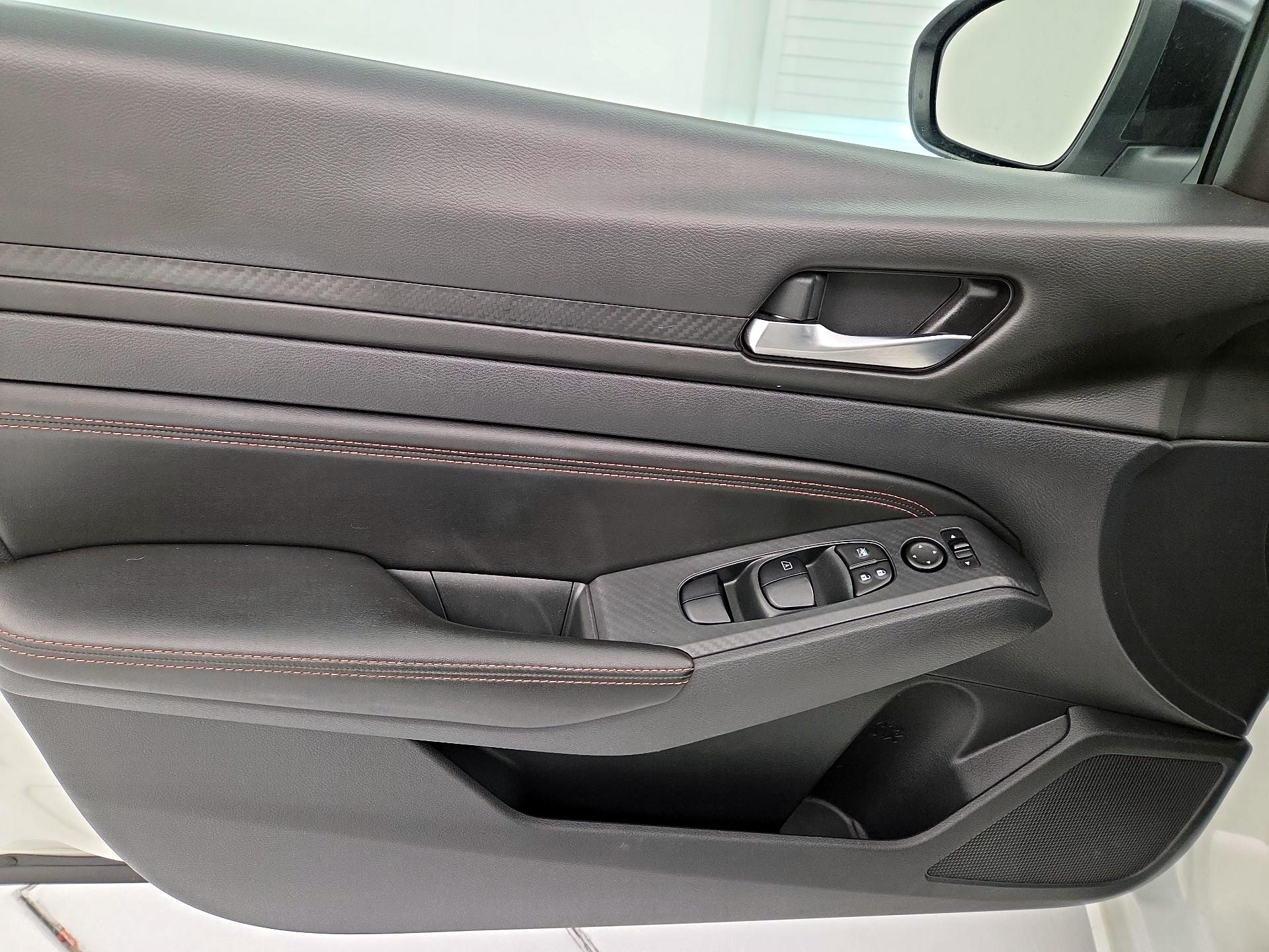 Thumbnail: 2020 Nissan Altima - 12