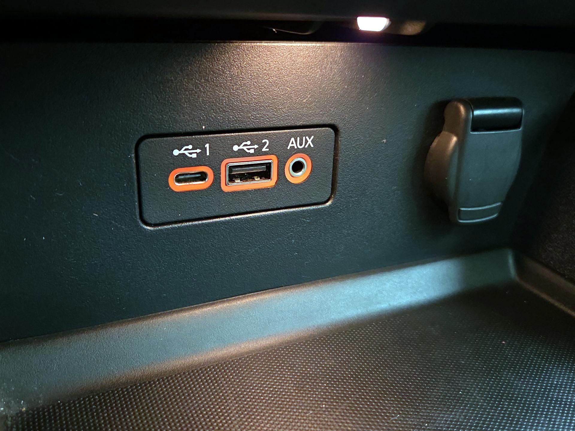 Thumbnail: 2020 Nissan Altima - 18