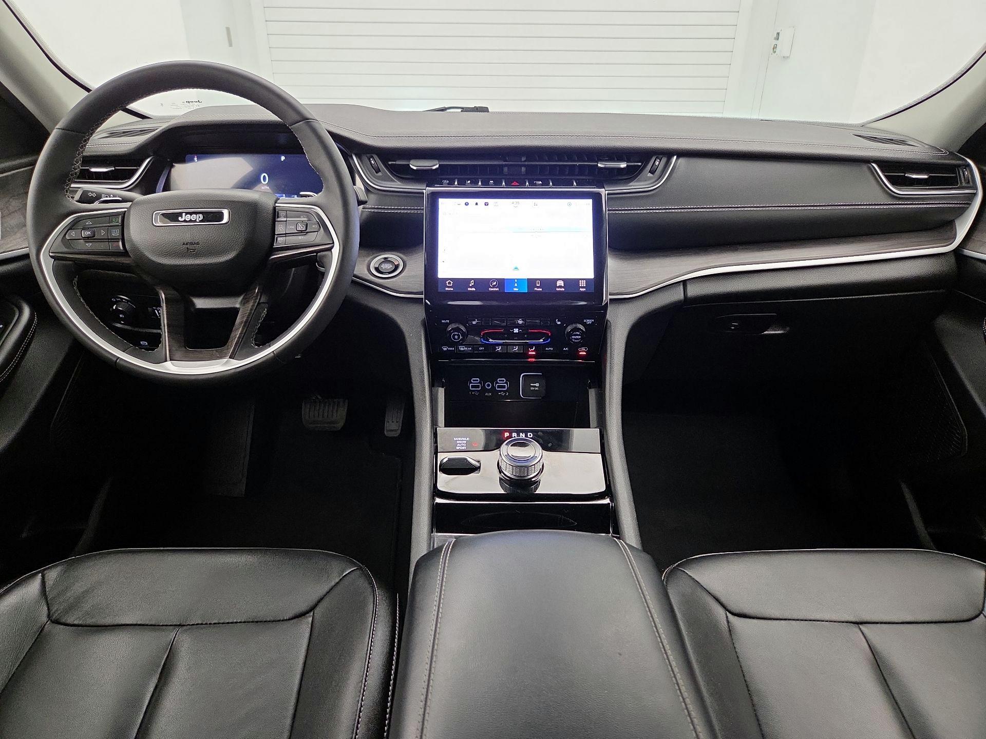 Thumbnail: 2023 Jeep Grand Cherokee - 9