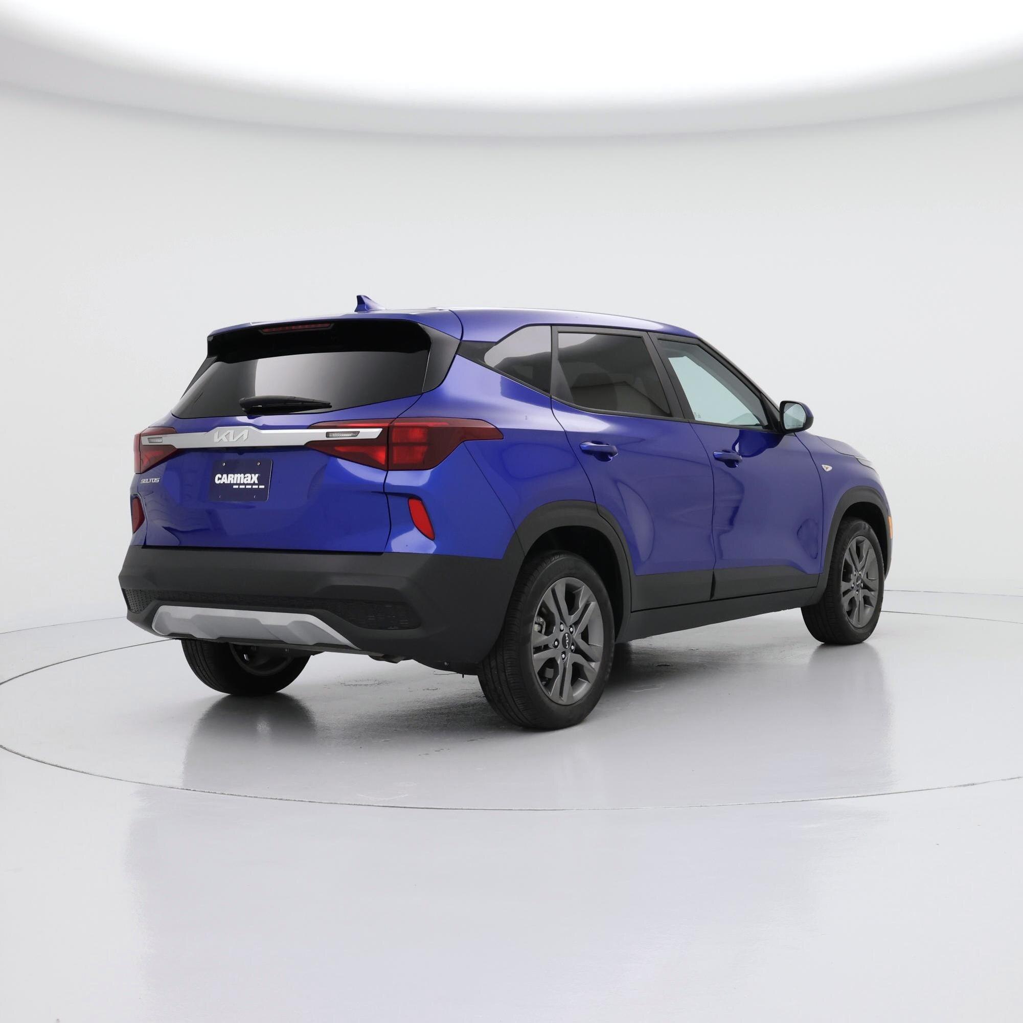 Thumbnail: 2023 Kia Seltos - 8