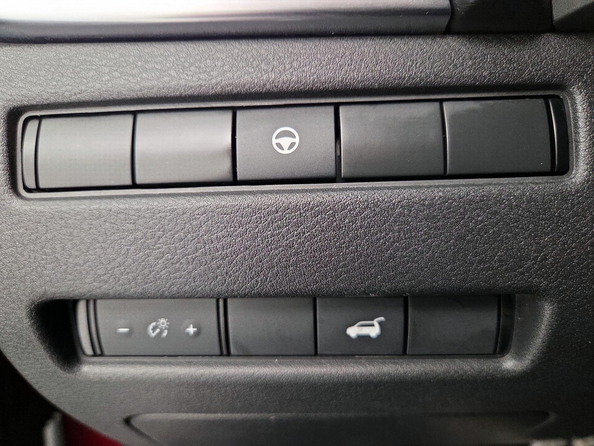 Thumbnail: 2021 Nissan Rogue - 13