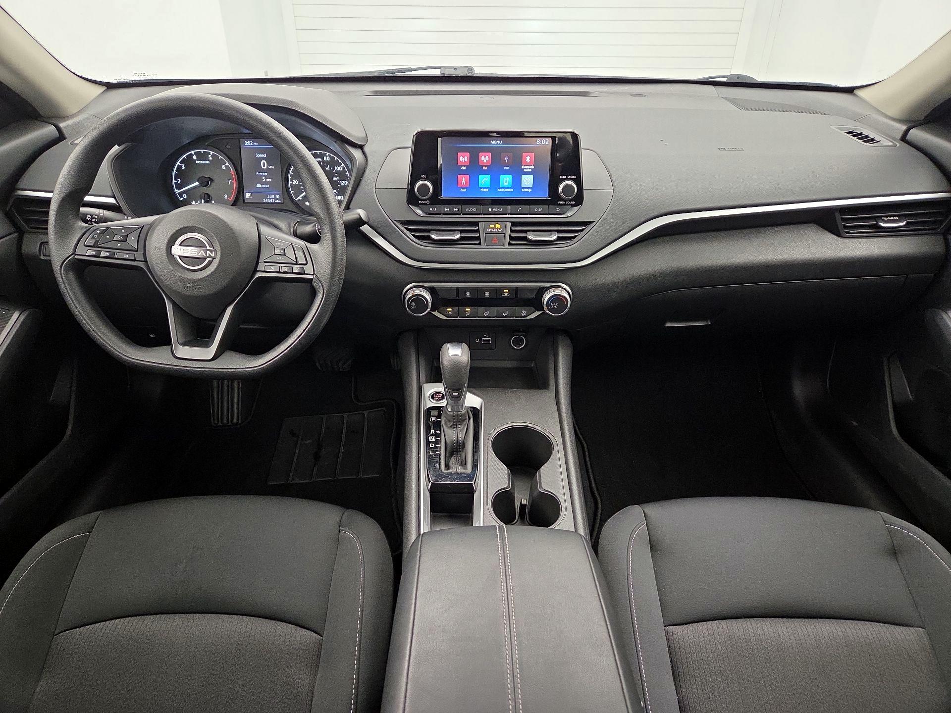 Thumbnail: 2023 Nissan Altima - 9