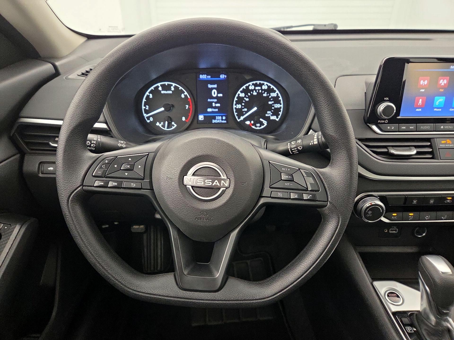 Thumbnail: 2023 Nissan Altima - 10