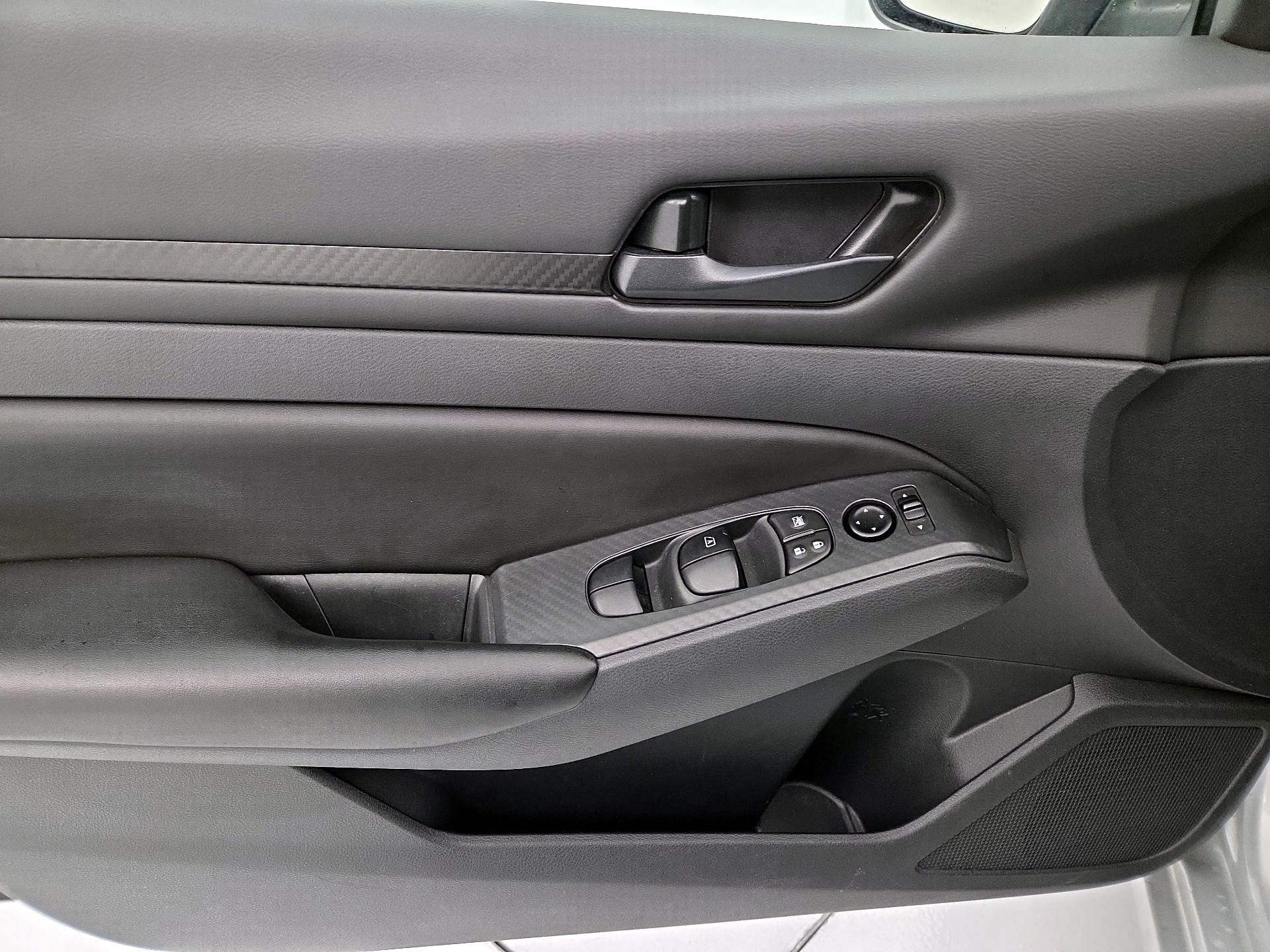 Thumbnail: 2023 Nissan Altima - 12