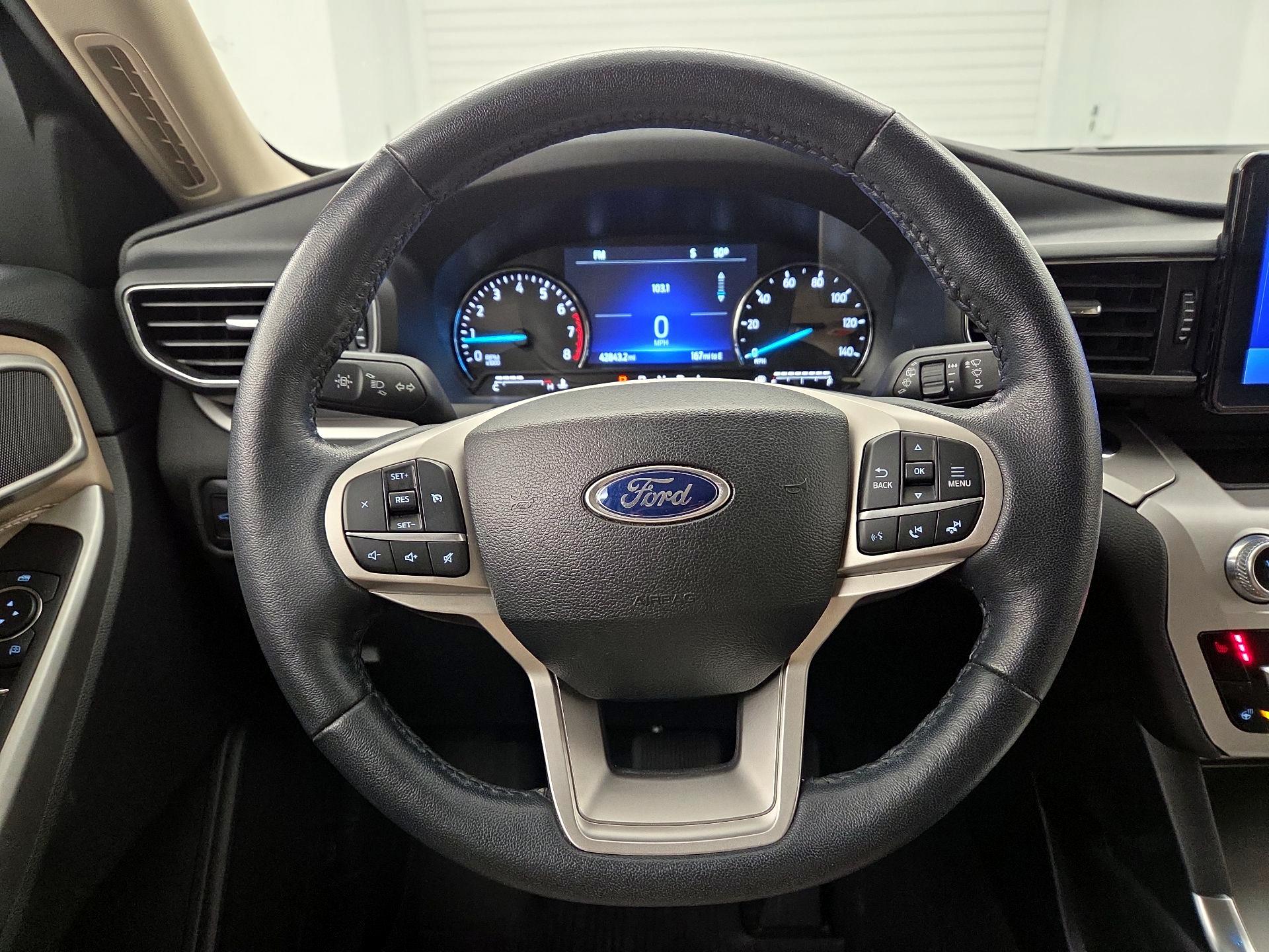 Thumbnail: 2022 Ford Explorer - 10