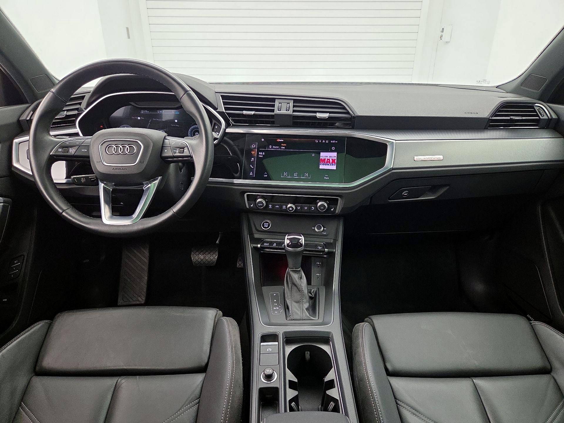 Thumbnail: 2022 Audi Q3 - 9