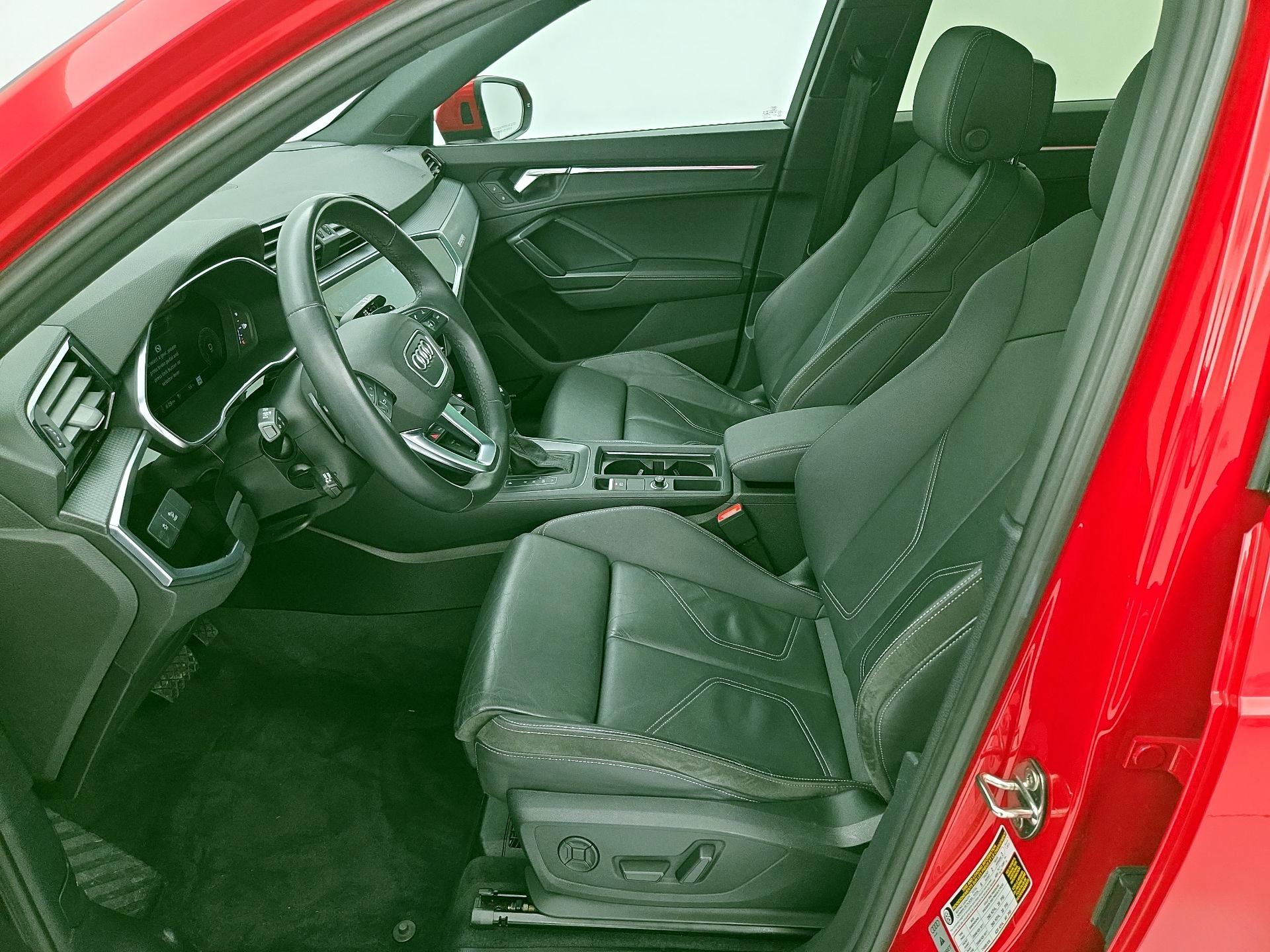 Thumbnail: 2022 Audi Q3 - 11