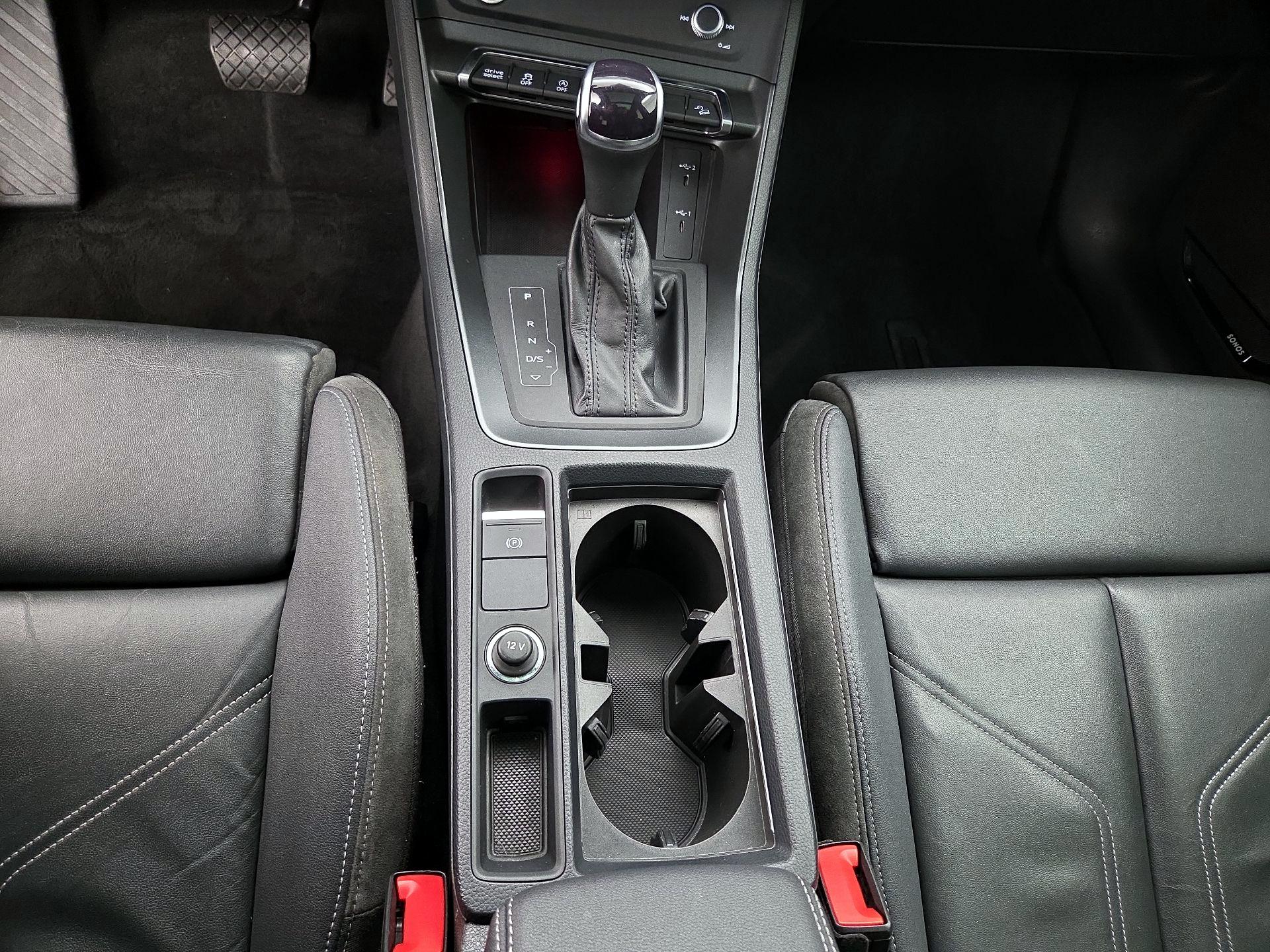 Thumbnail: 2022 Audi Q3 - 18