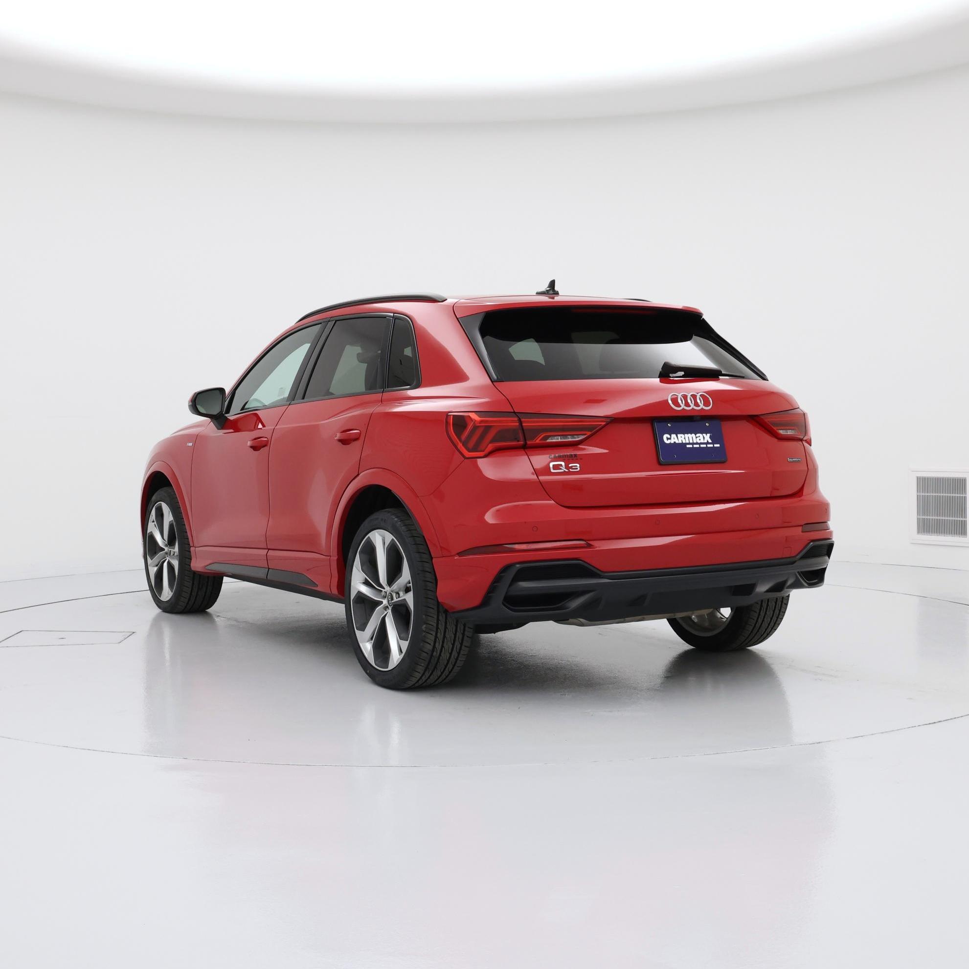 Thumbnail: 2022 Audi Q3 - 2