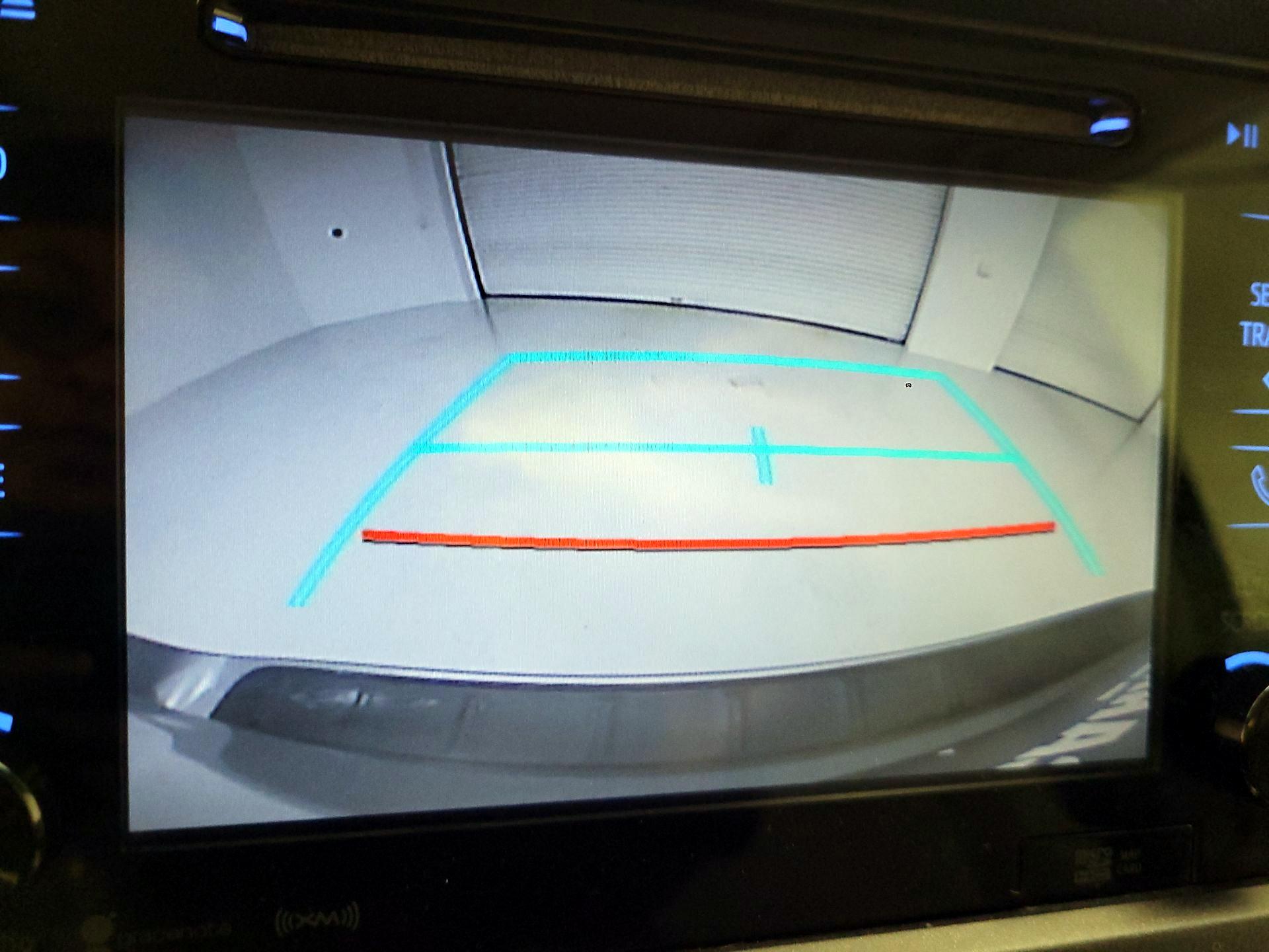 Thumbnail: 2016 Toyota Sienna - 13