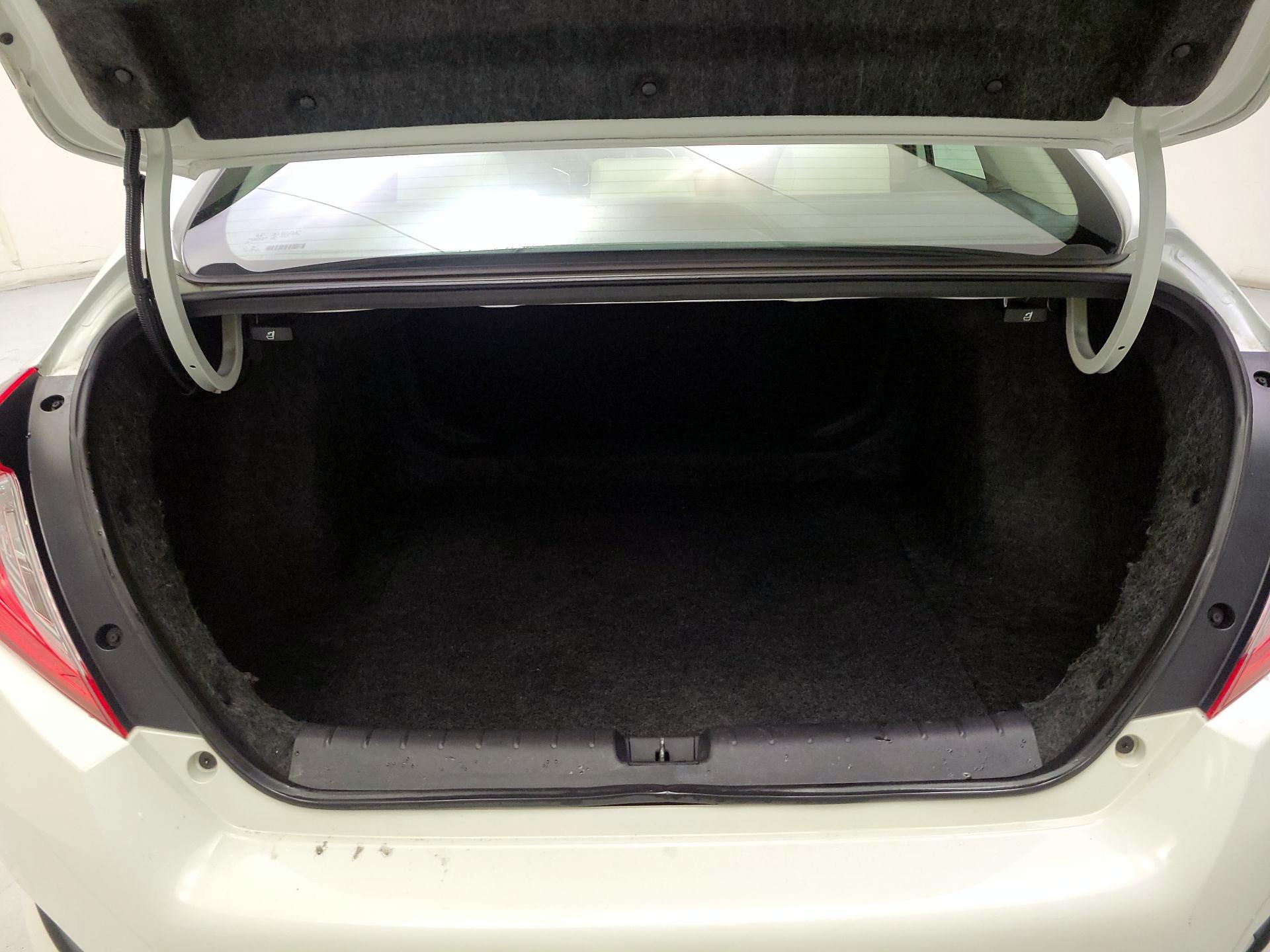 Thumbnail: 2018 Honda Civic - 18