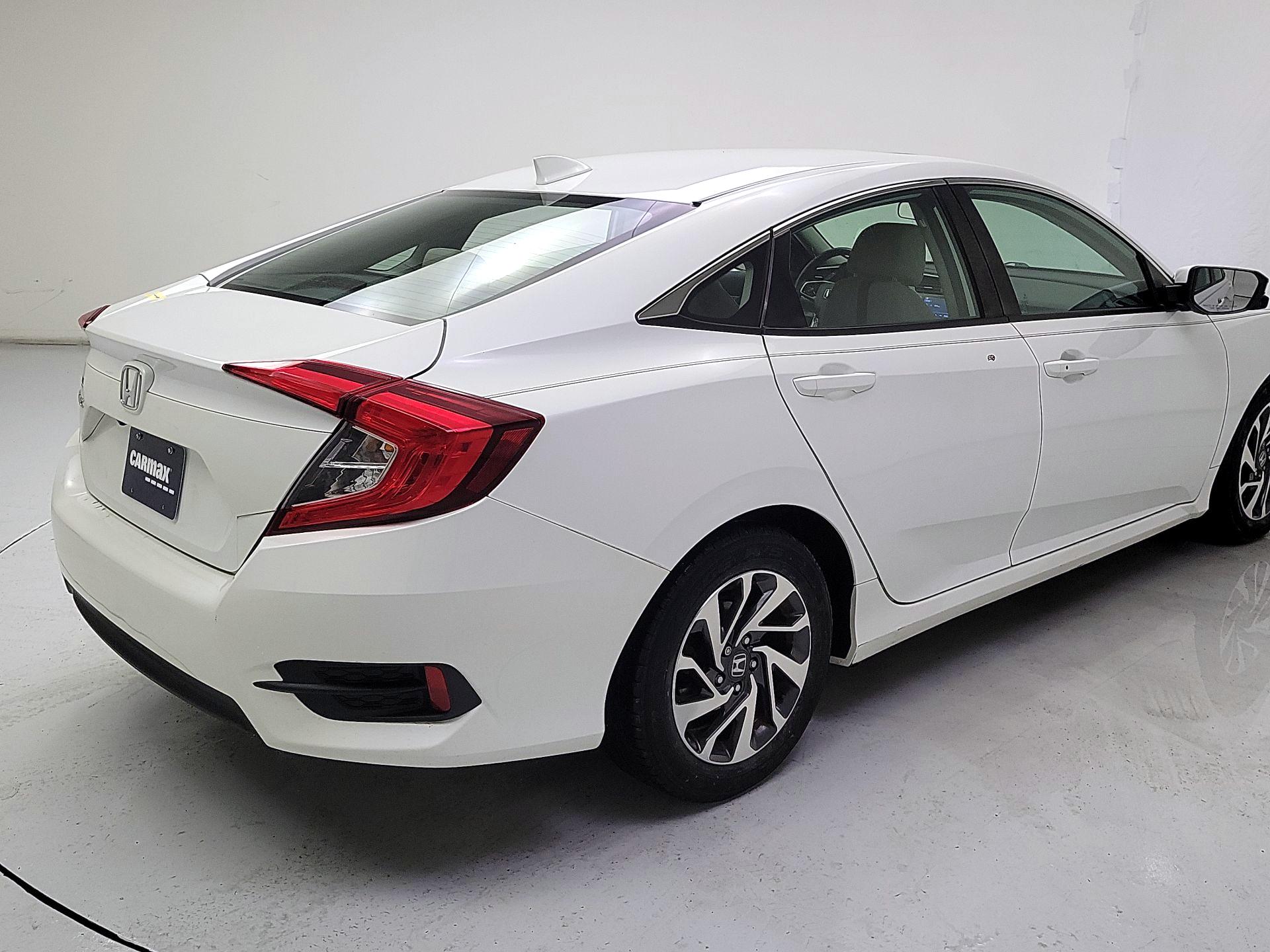 Thumbnail: 2018 Honda Civic - 5