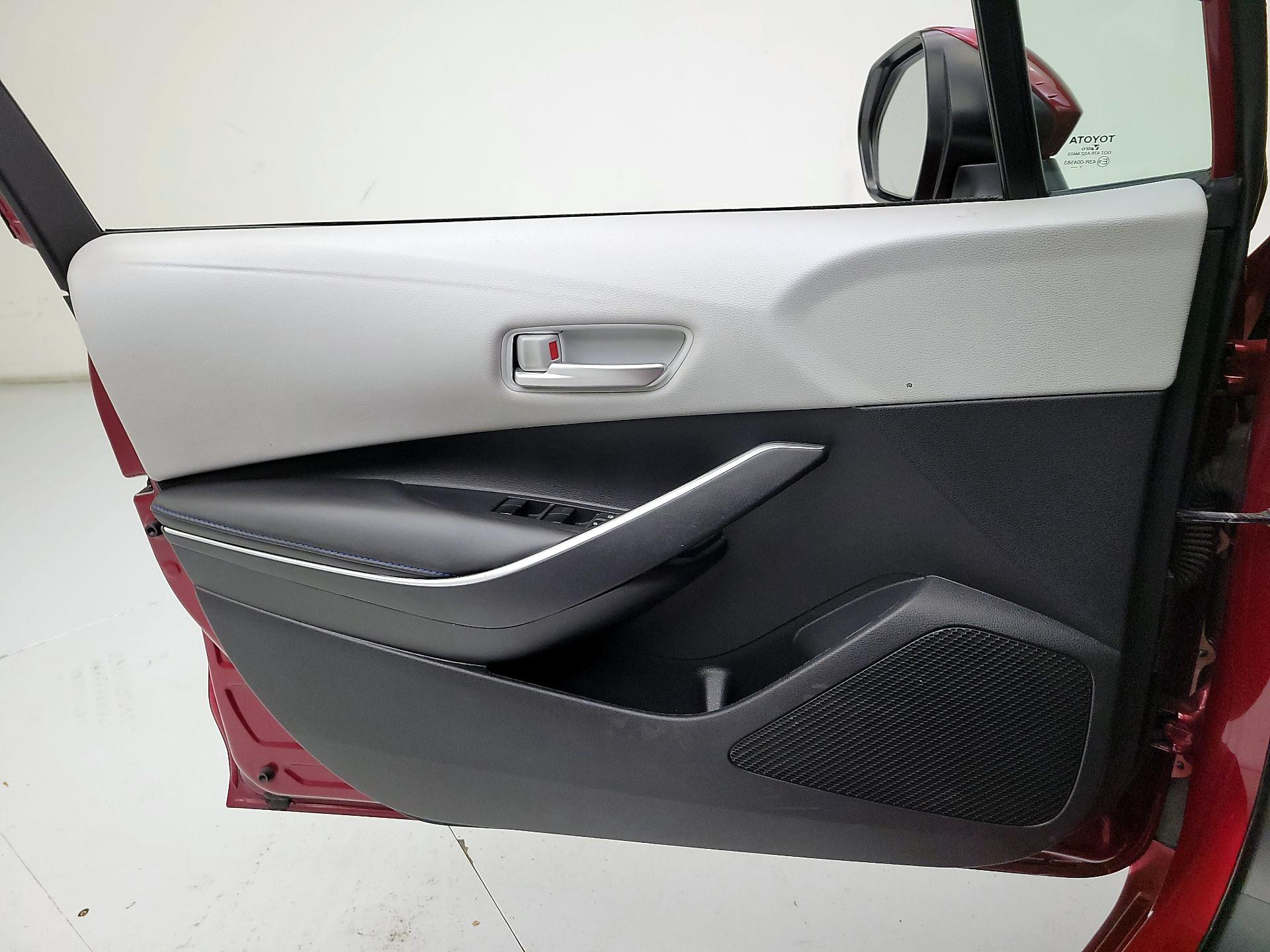 Thumbnail: 2022 Toyota Corolla - 10