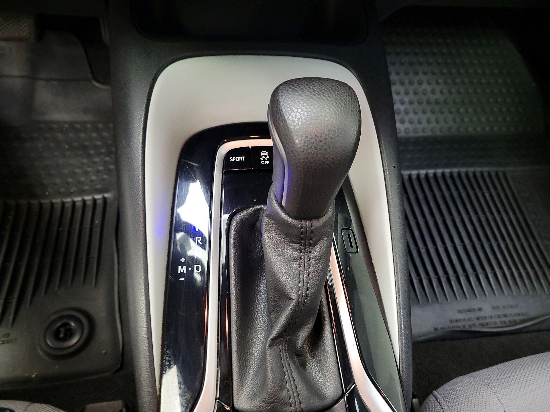 Thumbnail: 2022 Toyota Corolla - 15