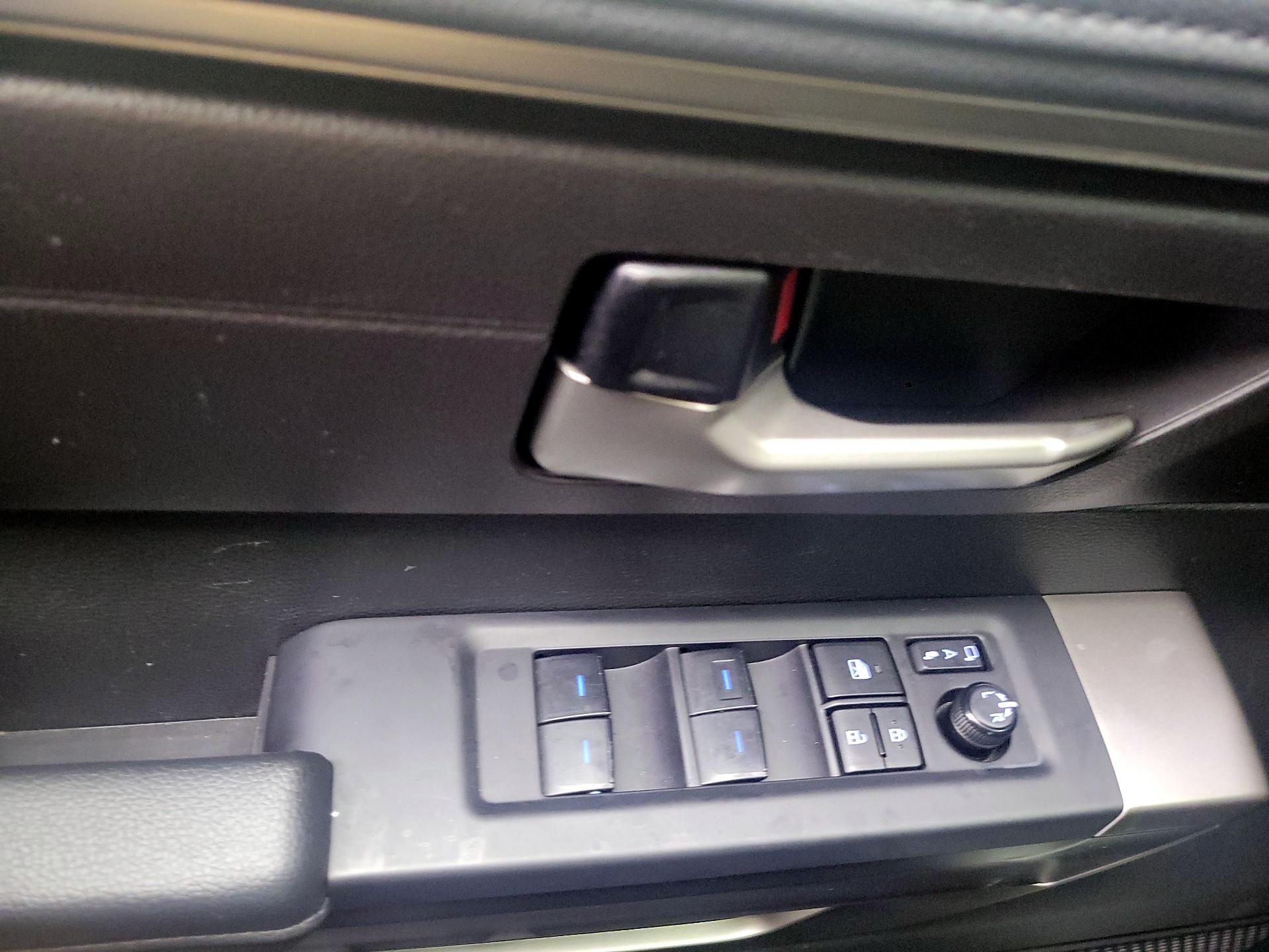 Thumbnail: 2024 Toyota Sequoia - 10